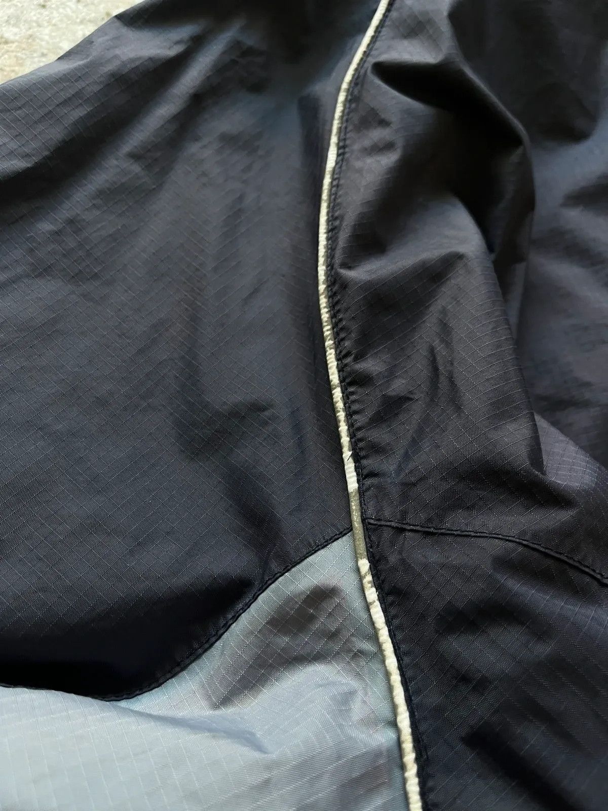 Helly Hansen Helly Hansen Windbreaker Jacket 2000s Sz XS Size US XS / EU 42 / 0 - 14 Thumbnail