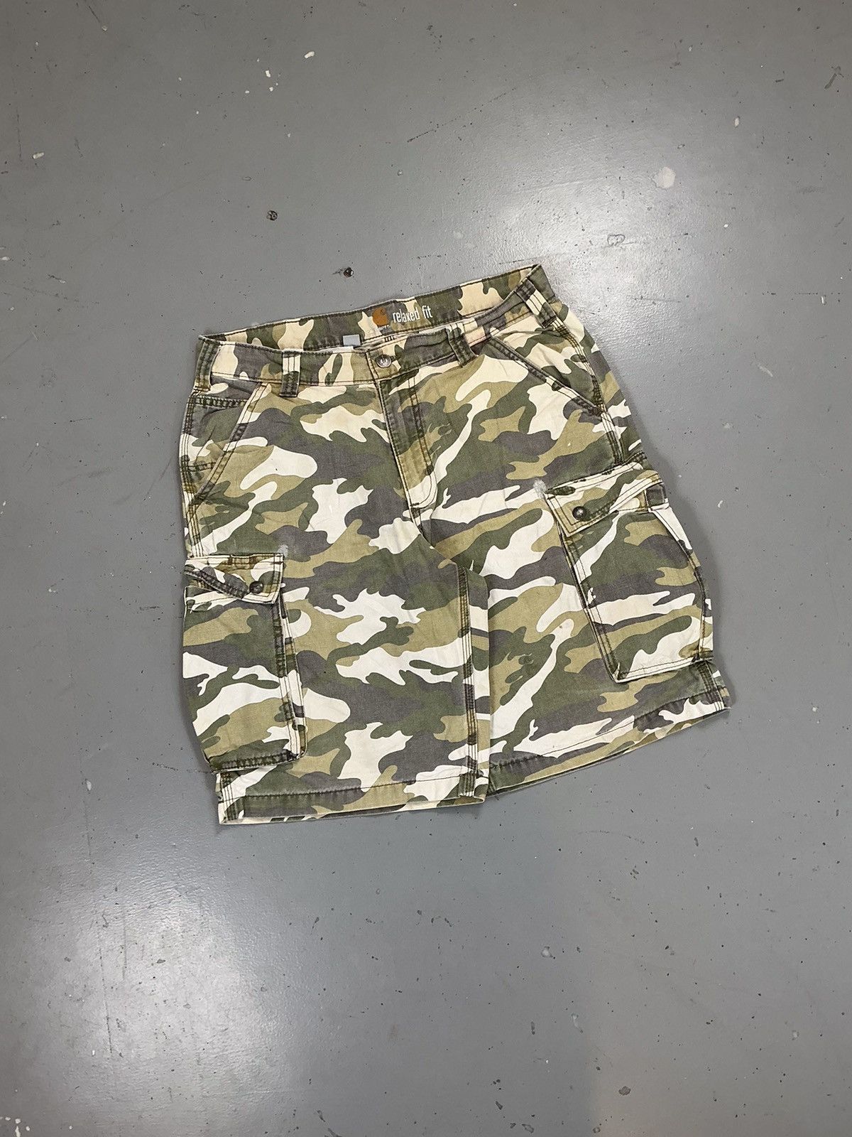 Carhartt × Vintage Rare vintage Carhartt camo cargo short Size US 32 / EU 48 - 2 Thumbnail