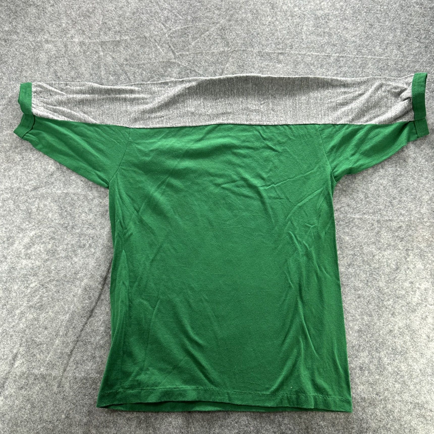 Vintage VINTAGE Las Vegas Shirt Mens Large Green Gray Ringer Crewneck Tee 70s 80s Tee Mens Large Green Gray Las Vegas Souvenir Retro Tee Size US L / EU 52-54 / 3 - 5 Thumbnail