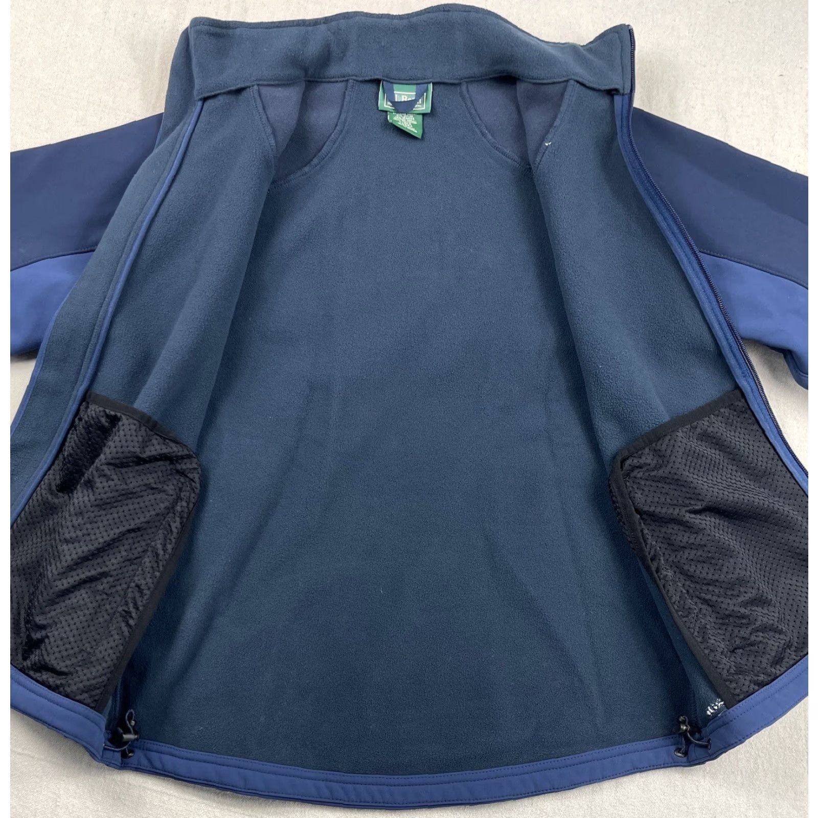 Vintage LL Bean Mens Soft Shell Jacket Fleece Lined Full Zip Pockets Blue Hiking Small Size US S / EU 44-46 / 1 - 3 Thumbnail