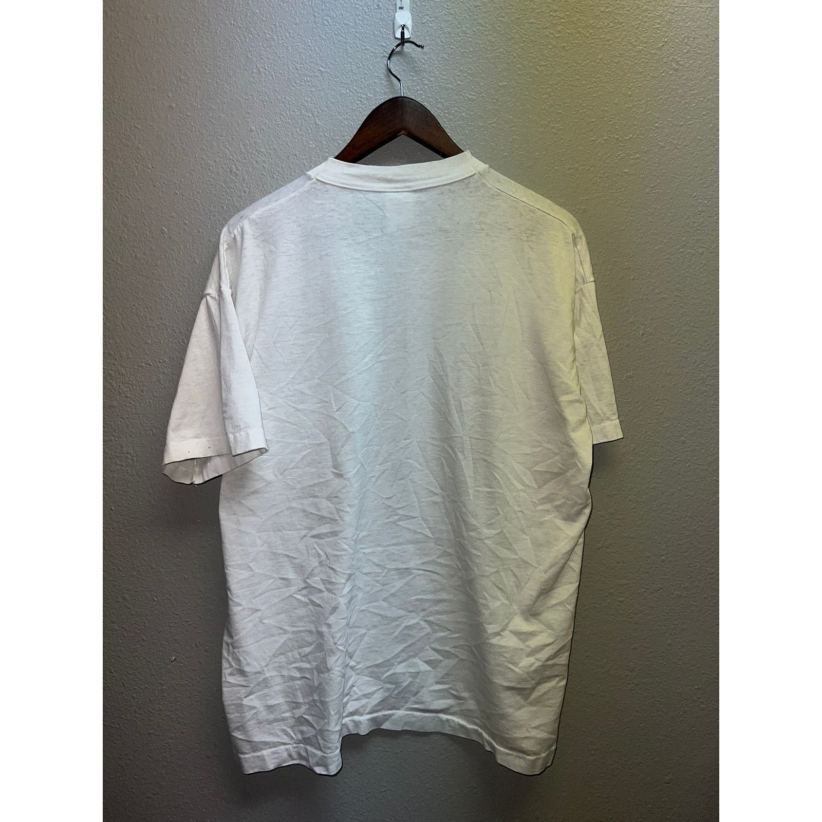 Fruit Of The Loom Vintage Diamond Club Shirt White Stained Worn Thrashed Tee L Size US L / EU 52-54 / 3 - 9 Thumbnail