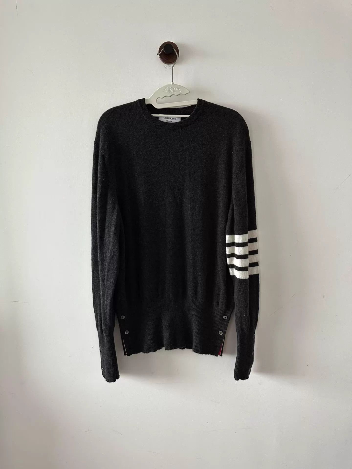 Thom Browne Thom Browne Charcoal Cashmere Sweater 5 (98 New) Size US XXL / EU 58 / 5 - 1 Thumbnail