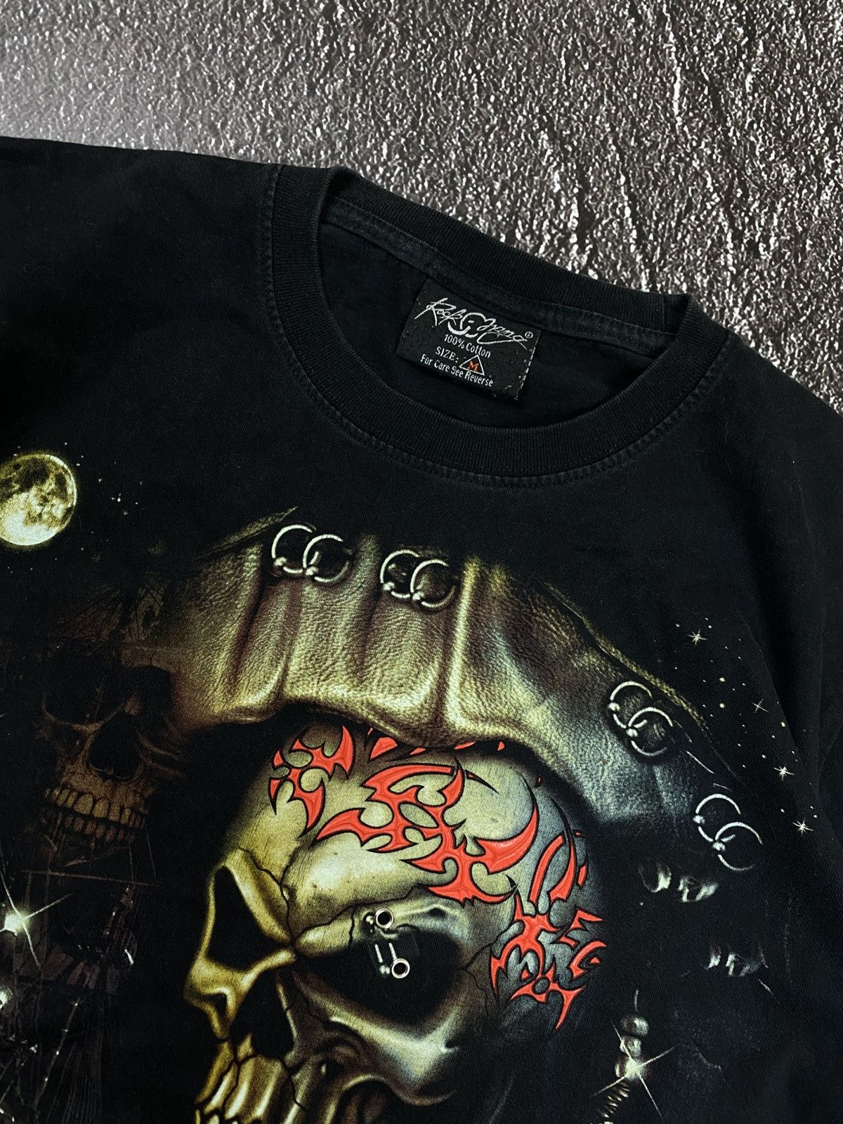 Liquid Blue × Vintage Vintage Pirates Death skull Overprinted Y2k Tee Size US M / EU 48-50 / 2 - 6 Thumbnail