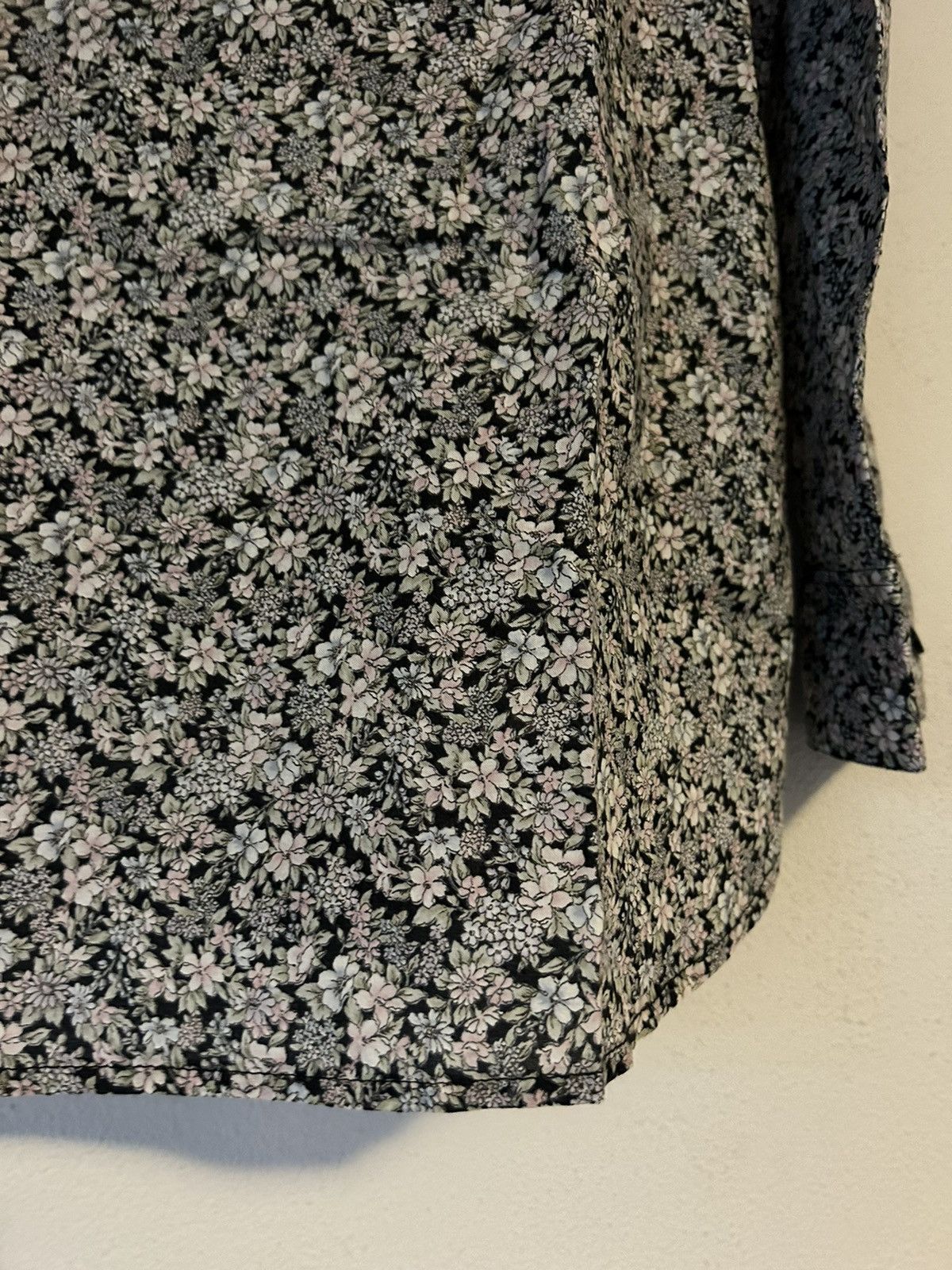Saint Laurent Paris Floral Print Shirt Size US L / EU 52-54 / 3 - 9 Thumbnail