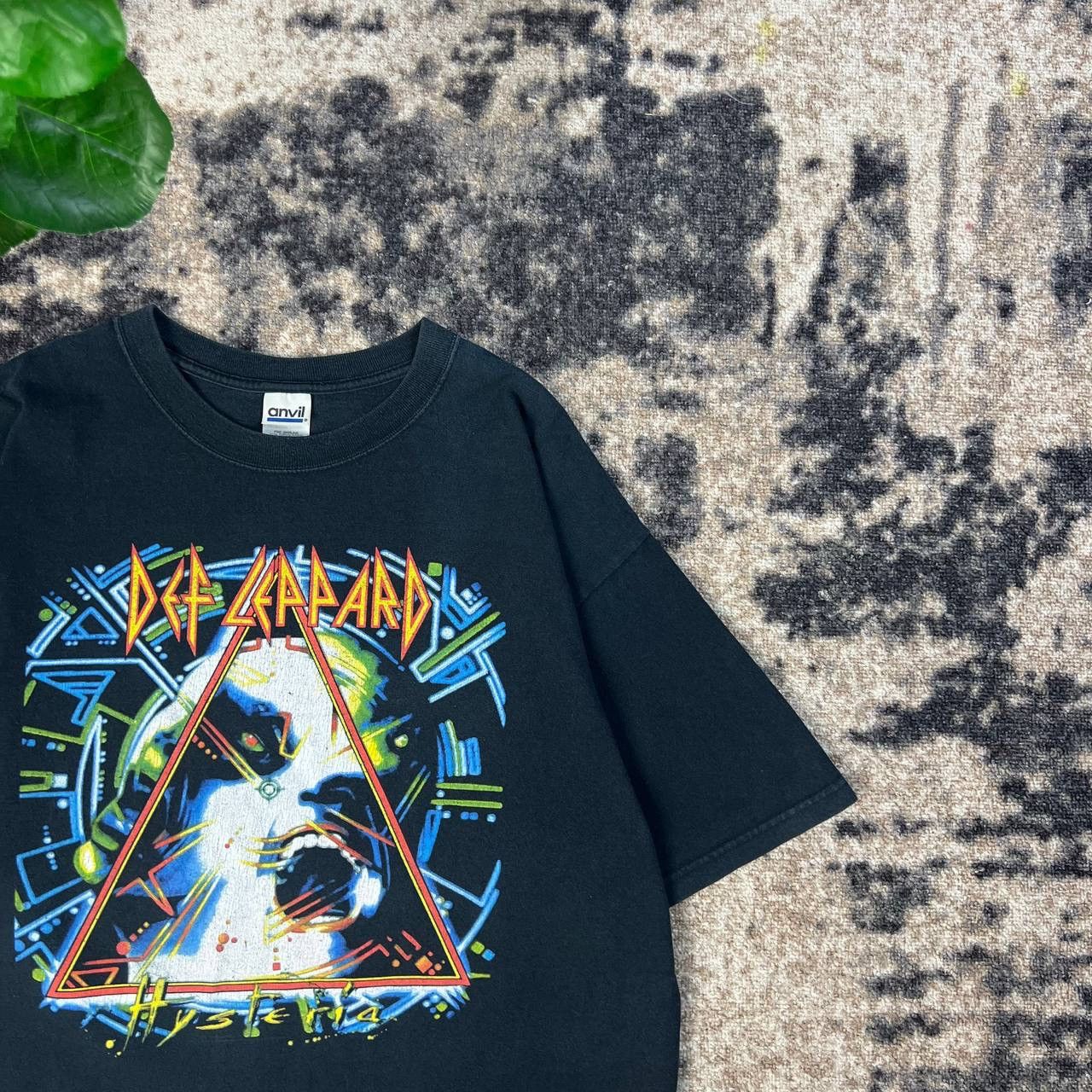 Def Leppard Def Leppard Vintage Y2K Big Logo Rock Band T-Shirt 1TS54 Size US XL / EU 56 / 4 - 3 Thumbnail