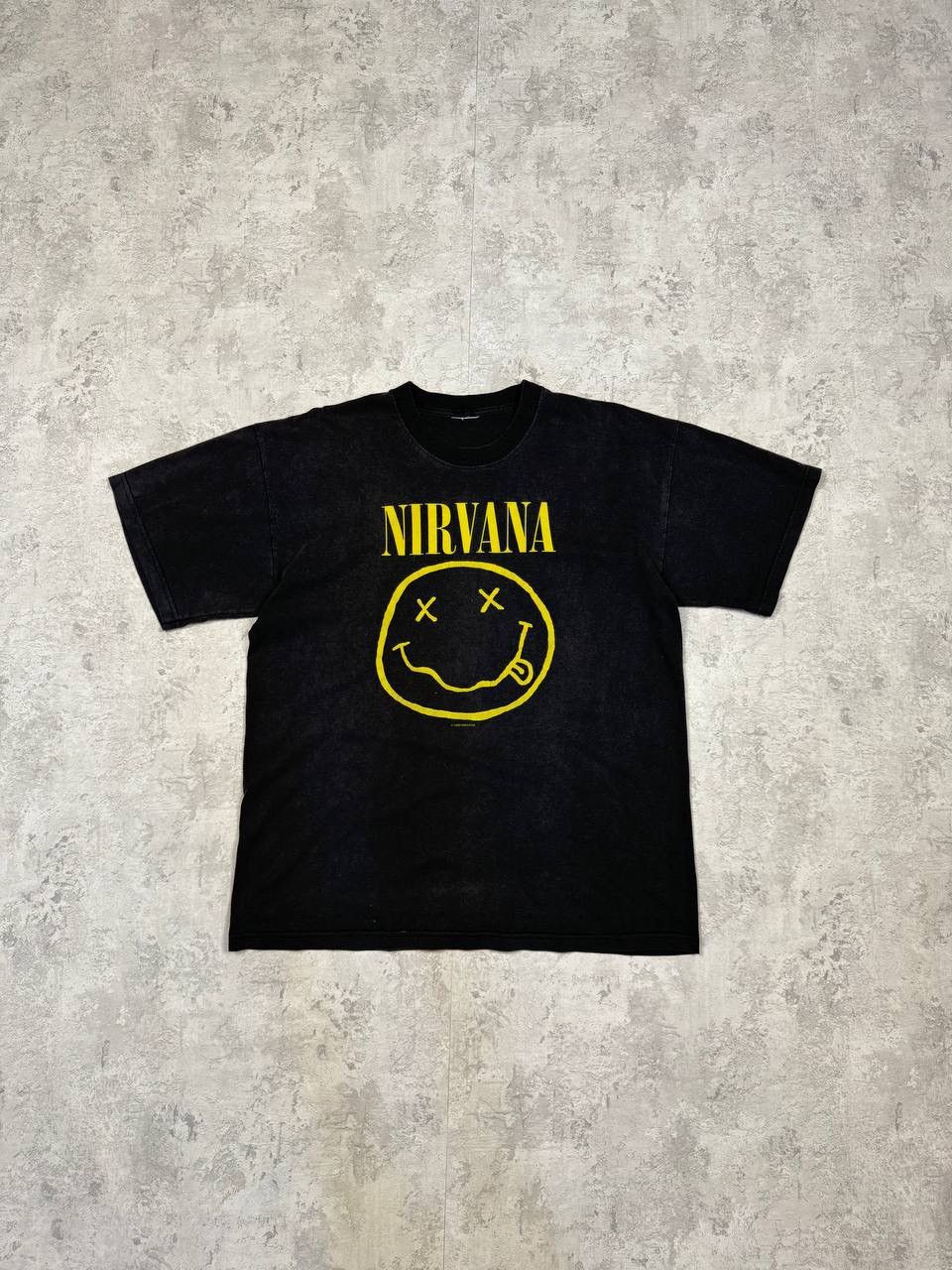 Band Tees Vintage Nirvana 1992 Smile Face T-Shirt Kurt Cobain Size US L / EU 52-54 / 3 - 1 Thumbnail