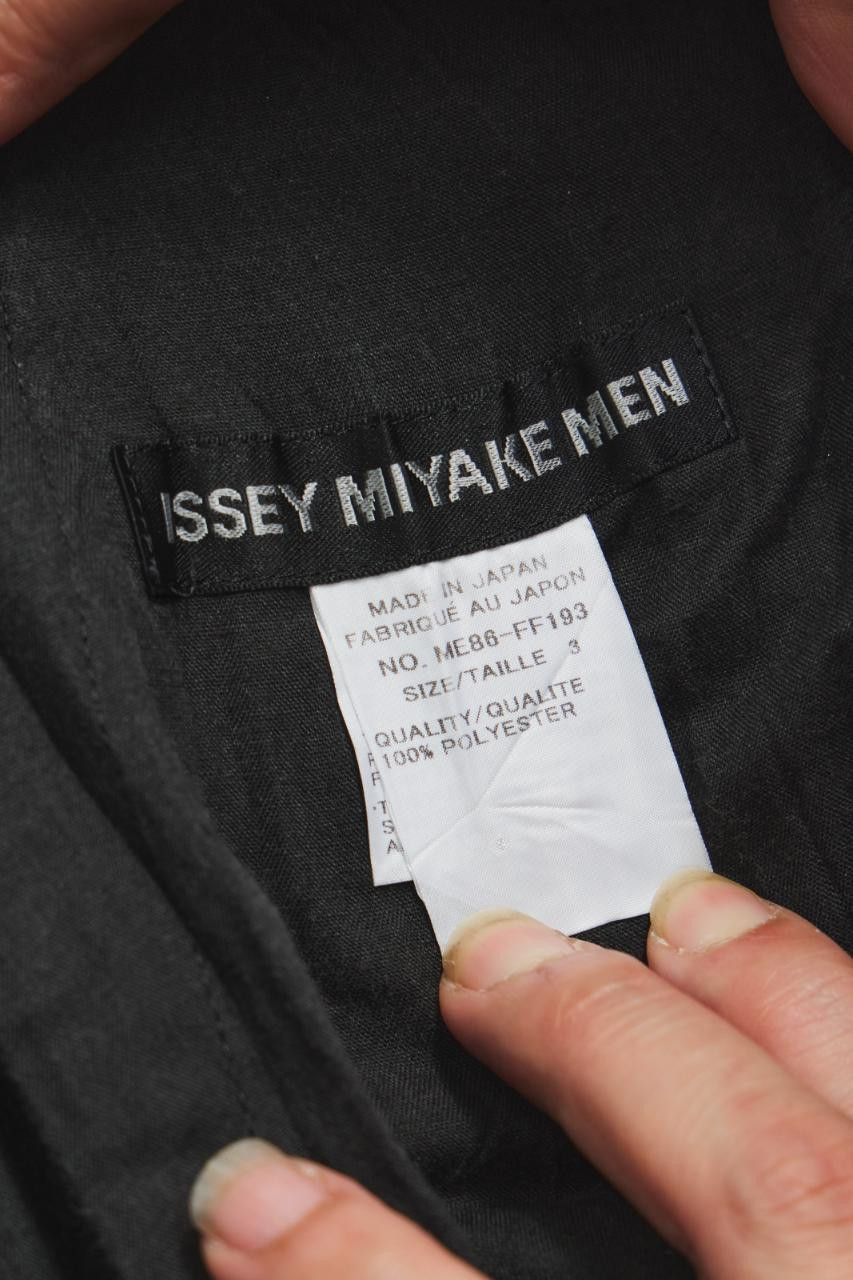 Issey Miyake ISSEY MIYAKE MEN Pleated Slim Trousers Size US 31 - 8 Thumbnail