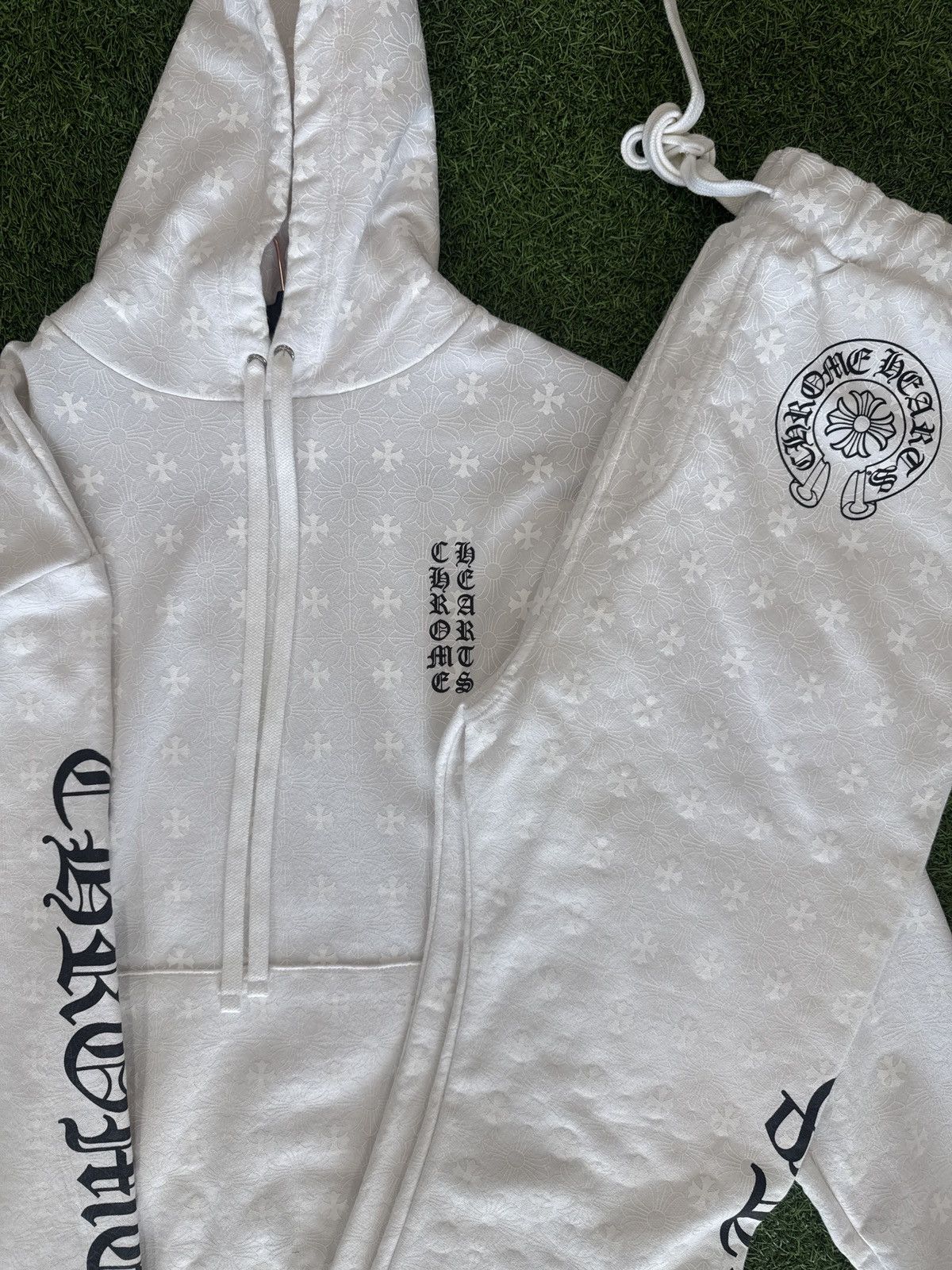 Chrome Hearts Chrome Hearts Plus All over Print Hoodie & Sweatpants (Set) Size US M / EU 48-50 / 2 - 2 Thumbnail