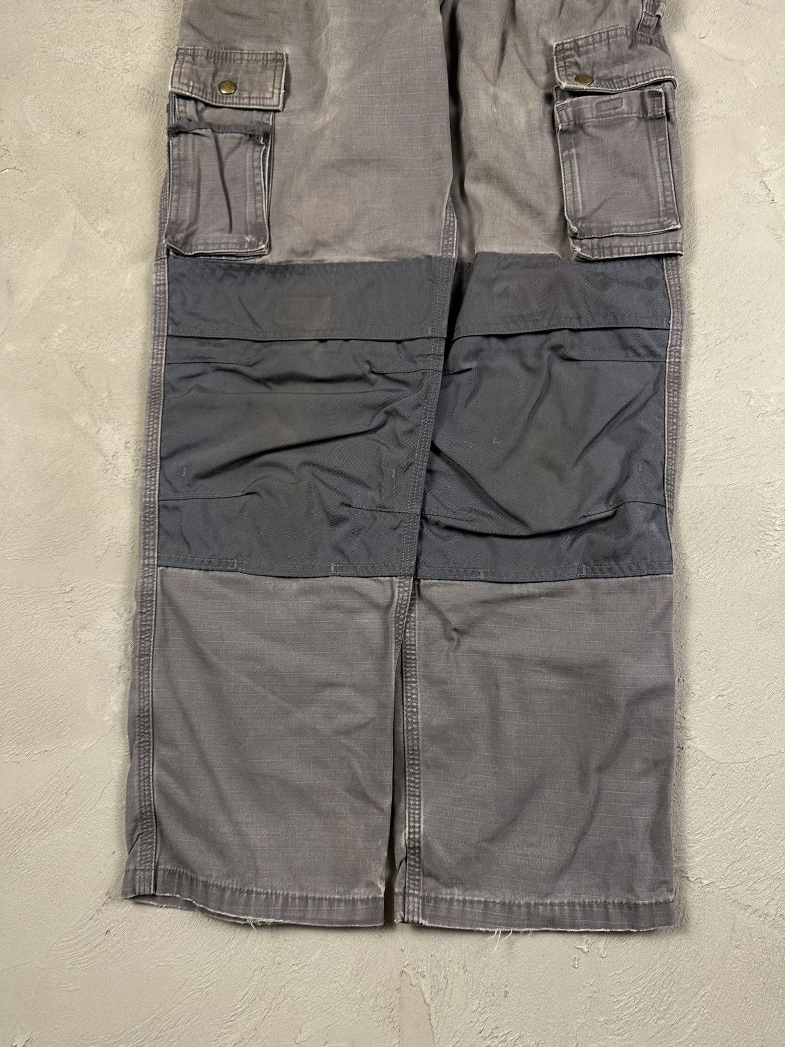 Carhartt Vintage Carhartt Cargo Oversized Baggy Workwear Pants Size US 30 / EU 46 - 2 Thumbnail