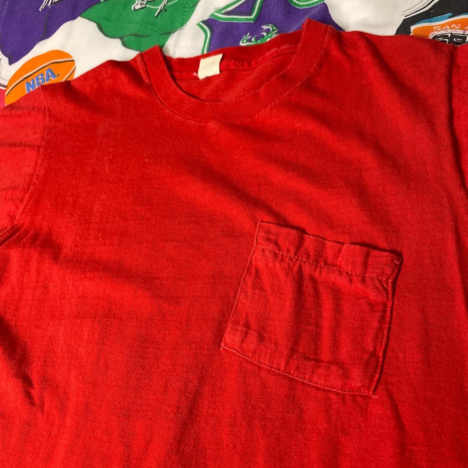 Fruit Of The Loom × Vintage True Vintage 80s FOTL Fruit Of The Loom Red Mens Grunge Tee Size US S / EU 44-46 / 1 - 3 Thumbnail