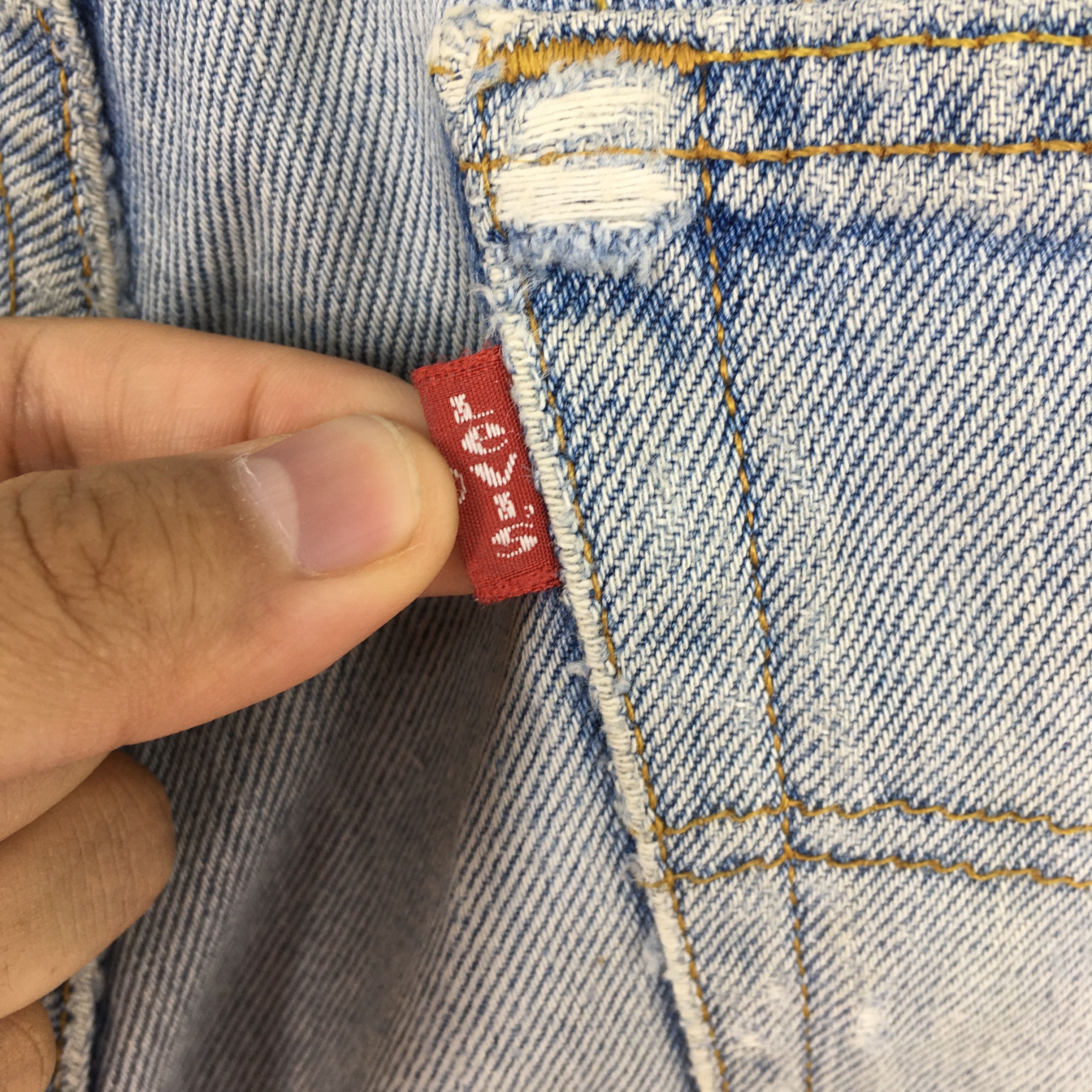 Levi's Size 31x32 Vintage 90s Levi's 501 Faded Blue Jeans S1897 Size US 31 - 12 Thumbnail
