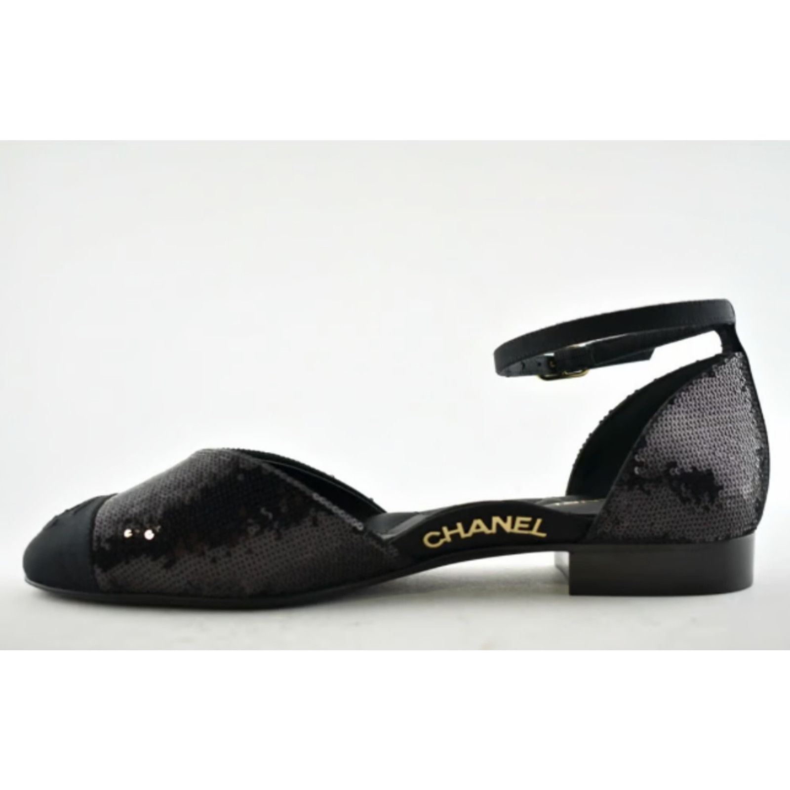 Chanel 20S Sequin Mary Jane Ankle Strap Ballet Ballerina Flat 38 Size US 8 / IT 38 - 8 Thumbnail