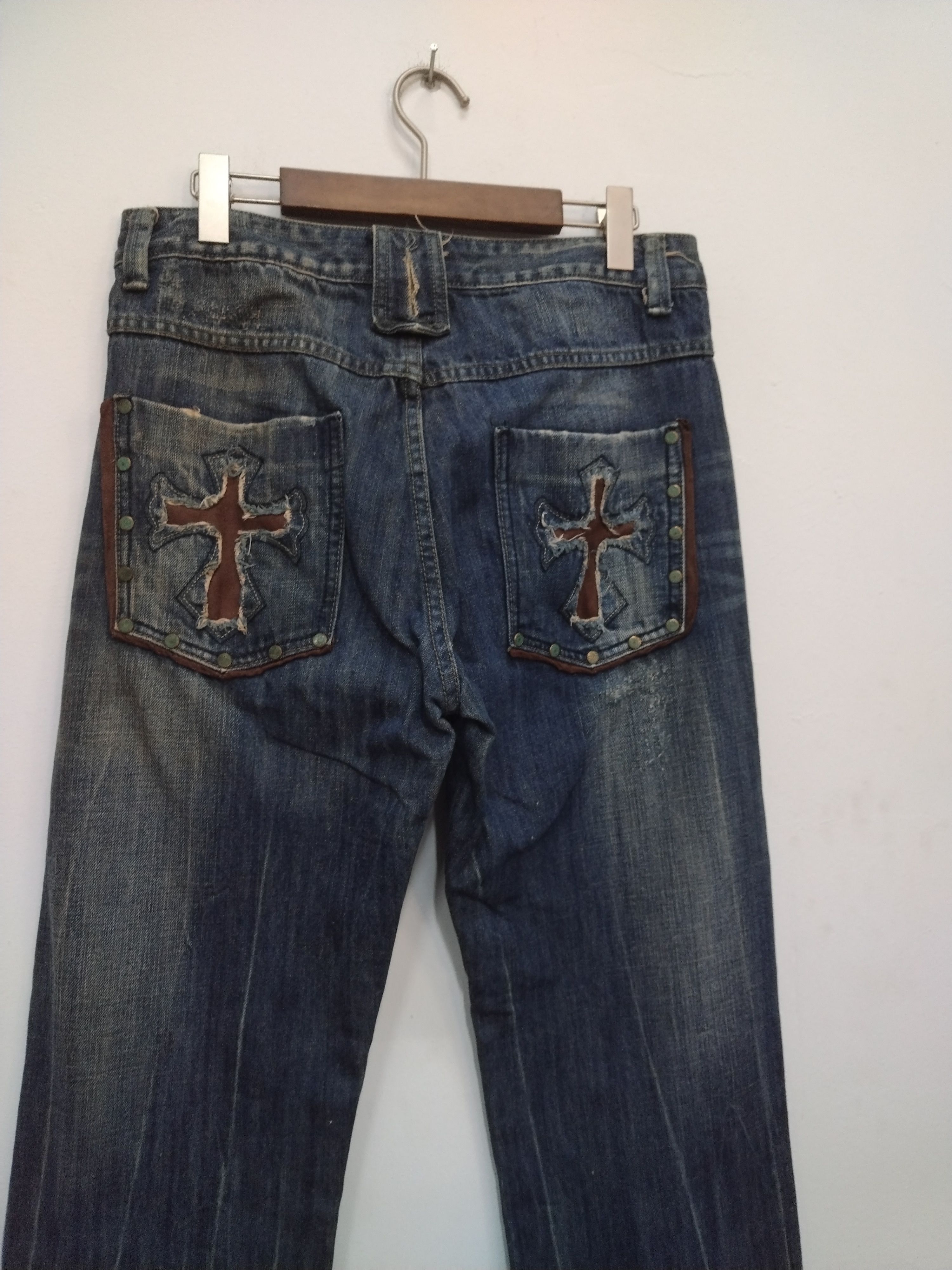 Le Grande Bleu (L.G.B.) 💥Distressed Dieboolu old street chrome hearts design Jeans Size US 32 / EU 48 - 11 Thumbnail