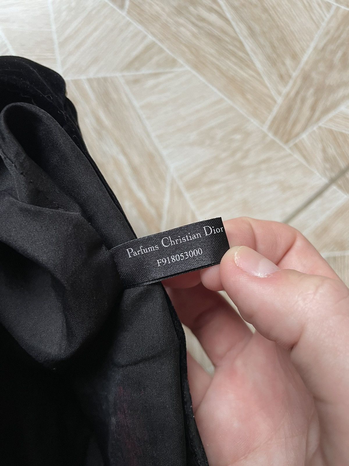 Christian Dior Monsieur × Dior × Vintage Vintage Designer Christian Dior Parfums Hand Velour Bag Size ONE SIZE - 8 Thumbnail