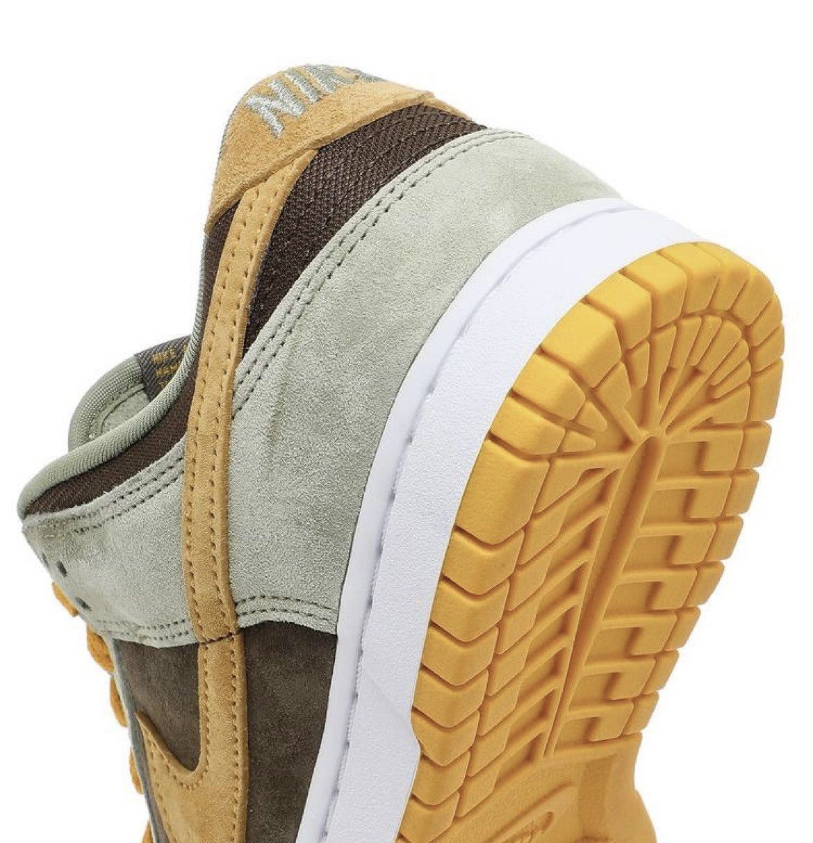 Nike Nike Dunk low Duty Olive Size US 10 / EU 43 - 7 Thumbnail