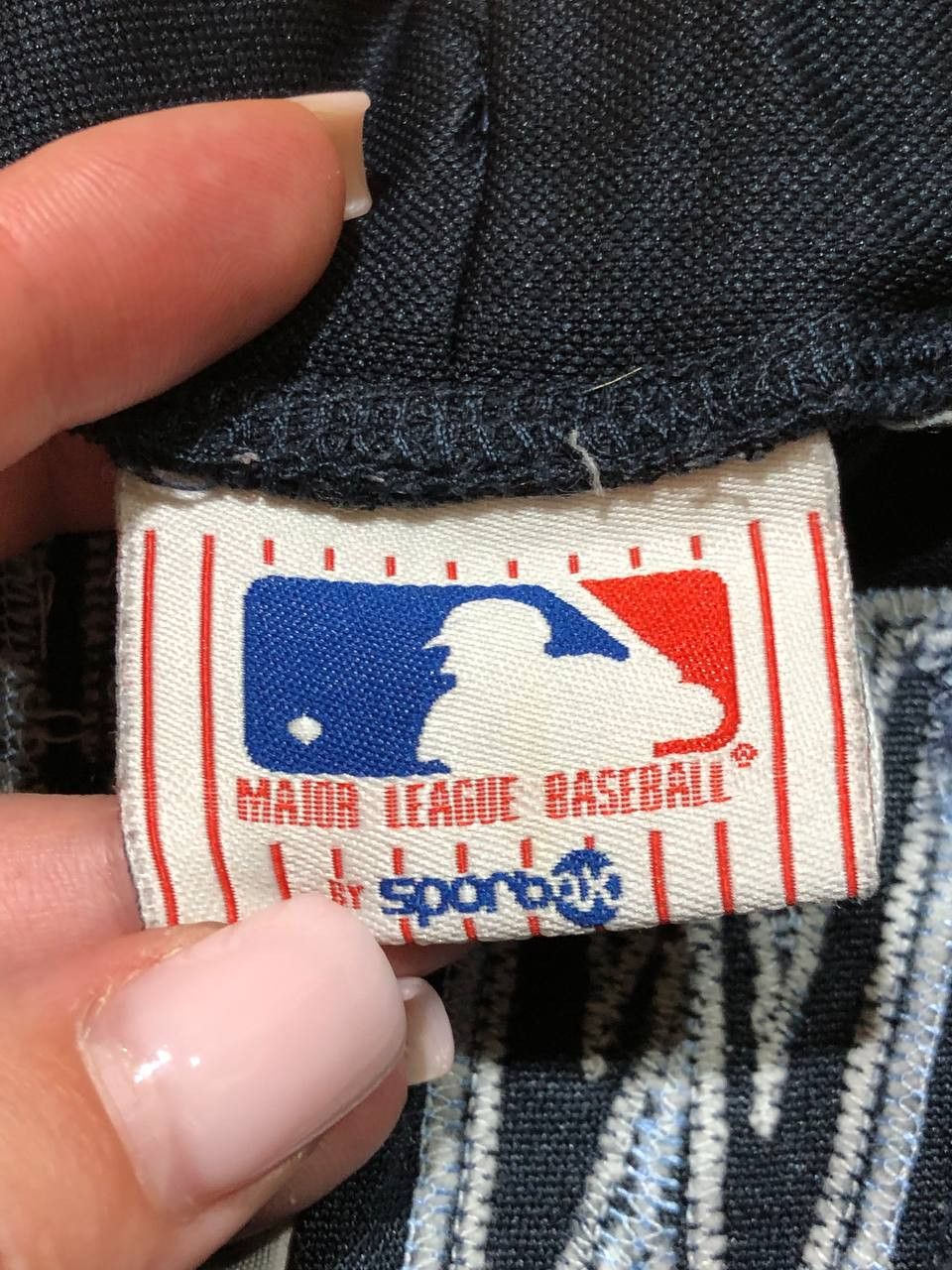 New York Yankees New York Yankees Men's Shorts Casual Logo Size US 28 / EU 44 - 2 Thumbnail
