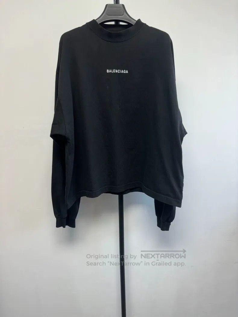 Balenciaga Balenciaga Letter Printed Crew Neck Long Sleeve Size US L / EU 52-54 / 3 - 1 Thumbnail