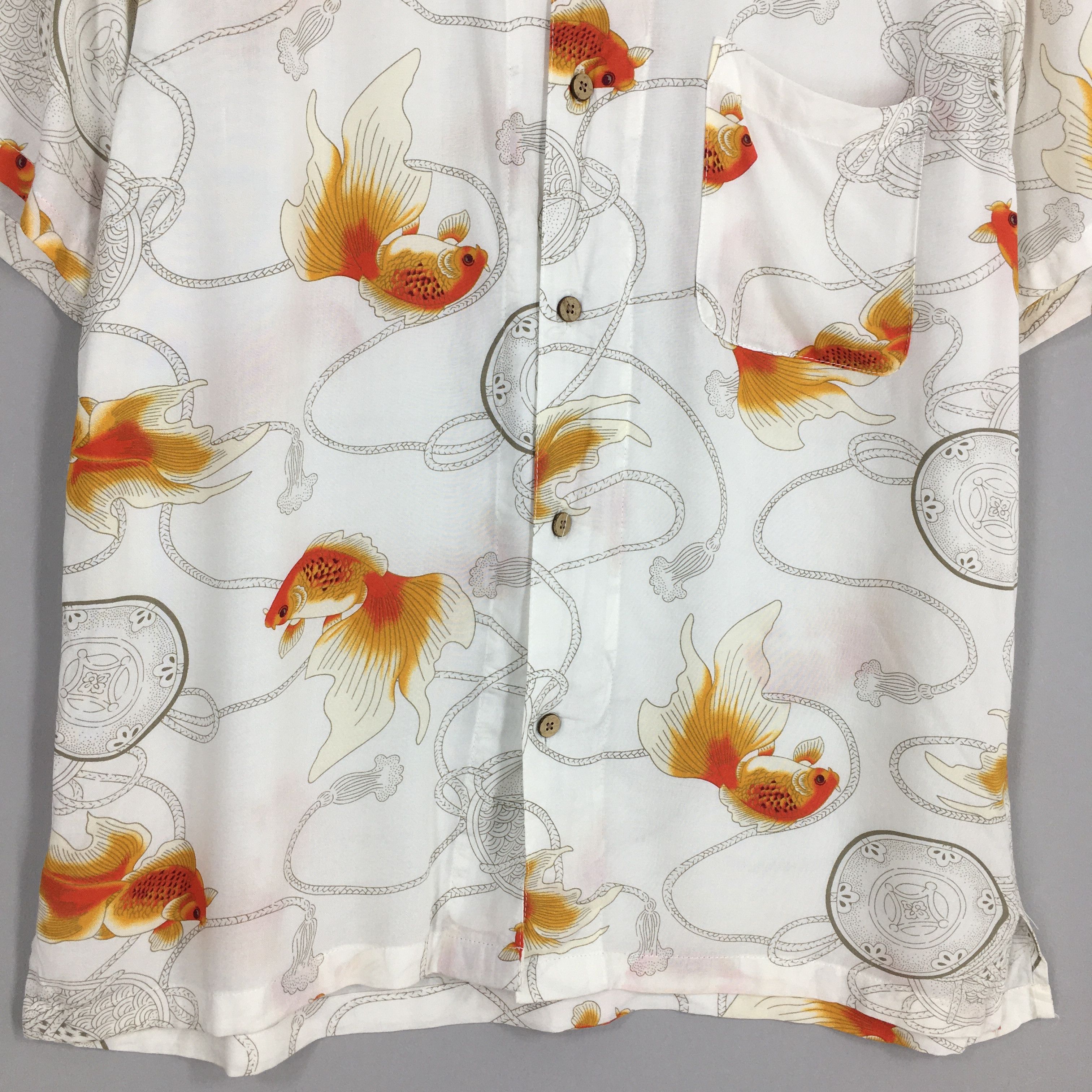Sun Surf Vintage Hawaiian Surf Japanese Gold Fish Rayon Shirt Large Size US L / EU 52-54 / 3 - 4 Thumbnail