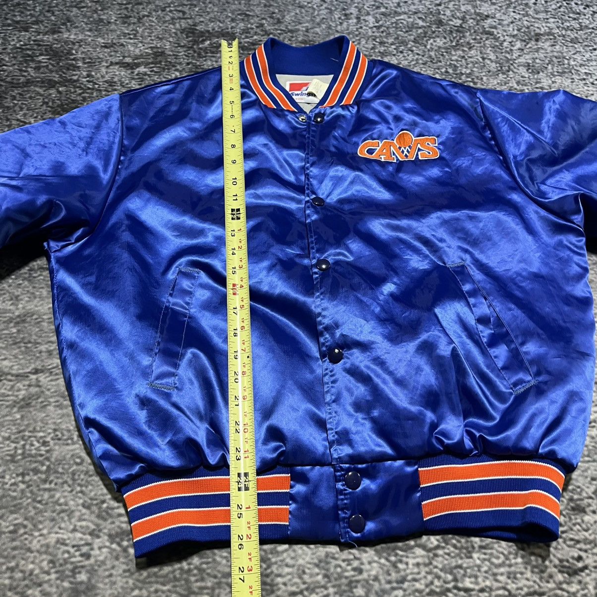 Swingster VTG Cleveland Cavaliers Swingster 80s Satin Bomber Jacket Size US L / EU 52-54 / 3 - 12 Thumbnail