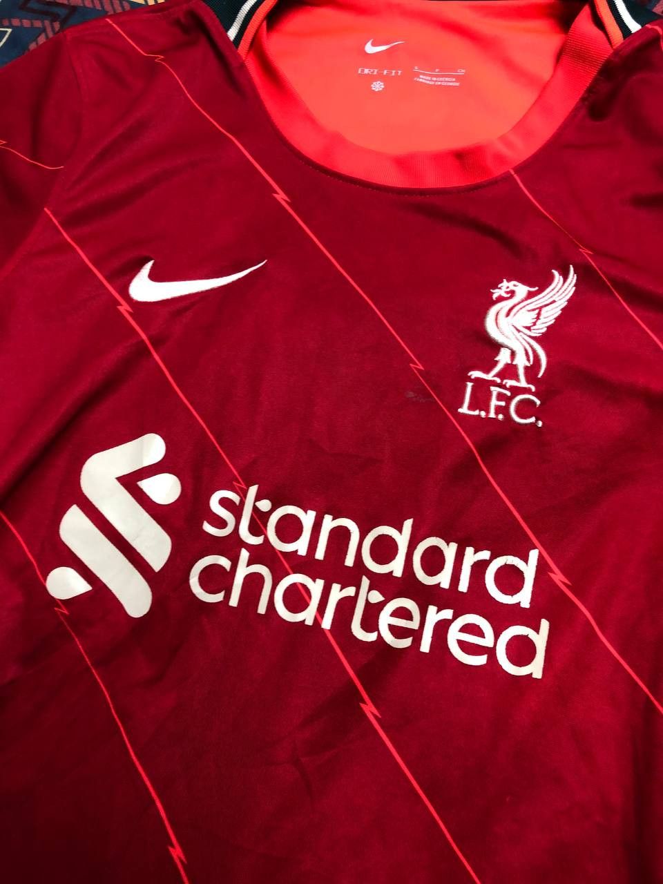 Nike T-Shirt Nike logo L.F.C. red Y2K Vintage Jerseys Size US S / EU 44-46 / 1 - 5 Thumbnail