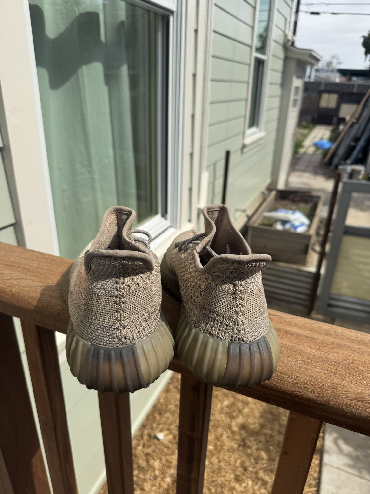 Adidas × Kanye West Adidas Yeezy Boost 350 V2 Sand Taupe Size US 9.5 / EU 42-43 - 4 Thumbnail