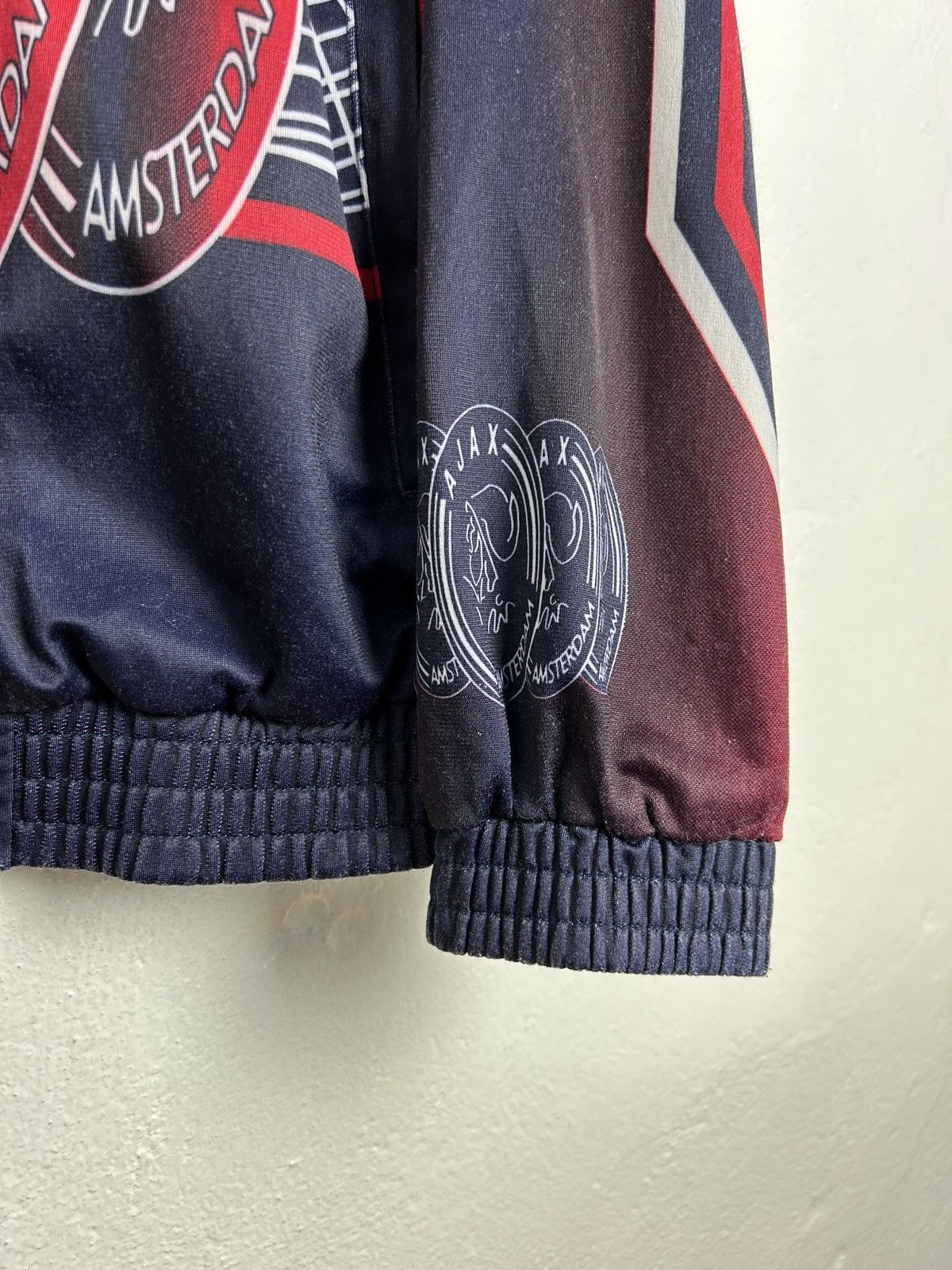 Umbro 90s Vintage Umbro Ajax FC 1997/98 Away Tracksuit Jacket Size US S / EU 44-46 / 1 - 5 Thumbnail