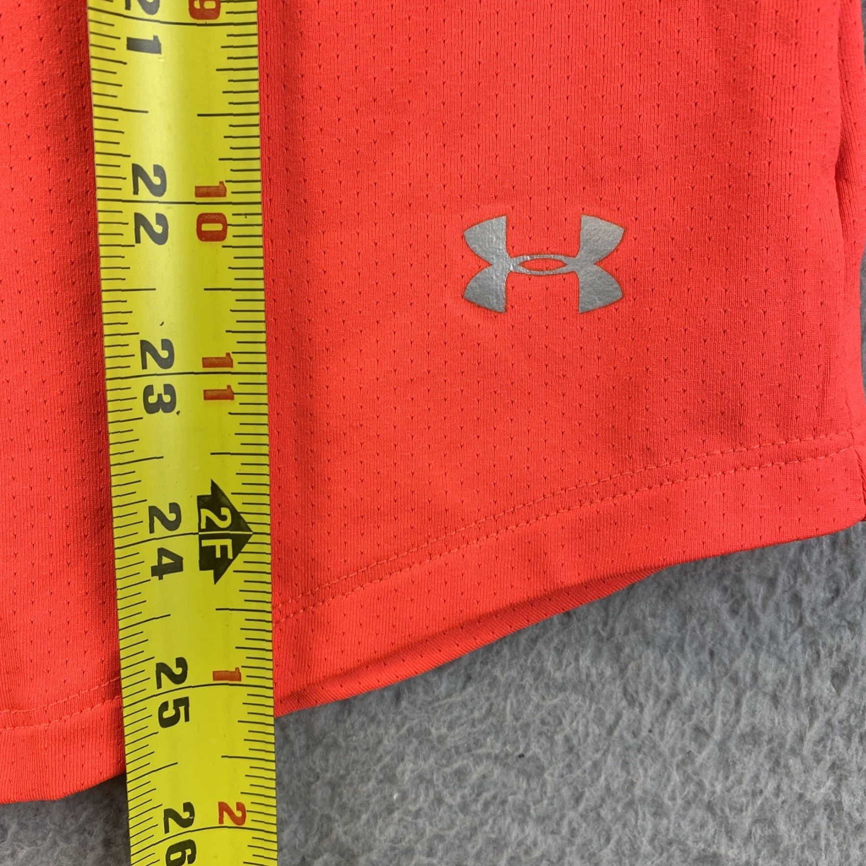 Under Armour Under Armour Shirt Women S Small Orange Outdoor Athletic Tank Top Ladies /87-8 Size S / US 4 / IT 40 - 5 Thumbnail