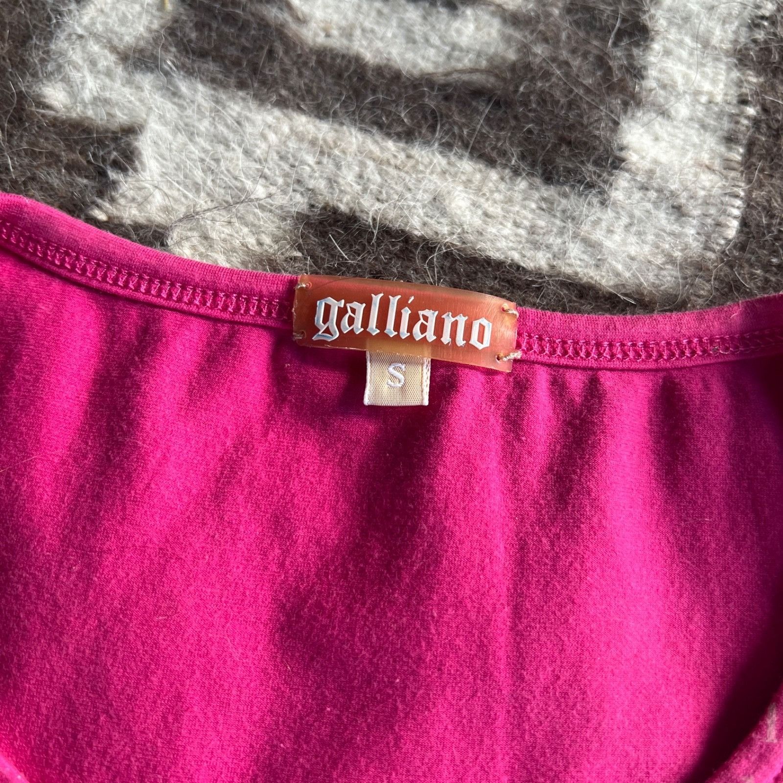John Galliano John Galliano Y2K T Shirt 9944AC Size S / US 4 / IT 40 - 7 Thumbnail