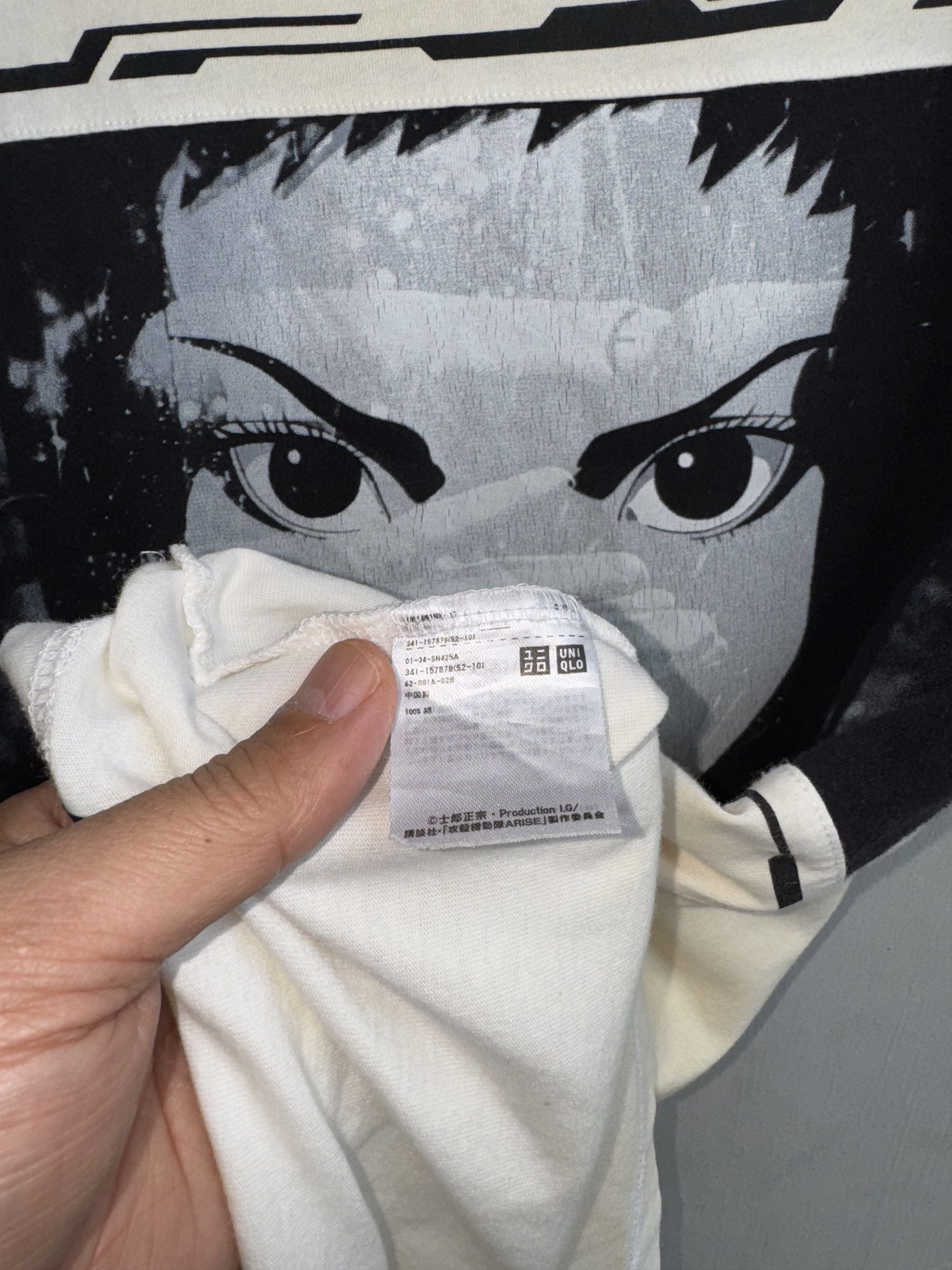 Uniqlo Ghost In The Shell Uniqlo Shirt Size US L / EU 52-54 / 3 - 5 Thumbnail