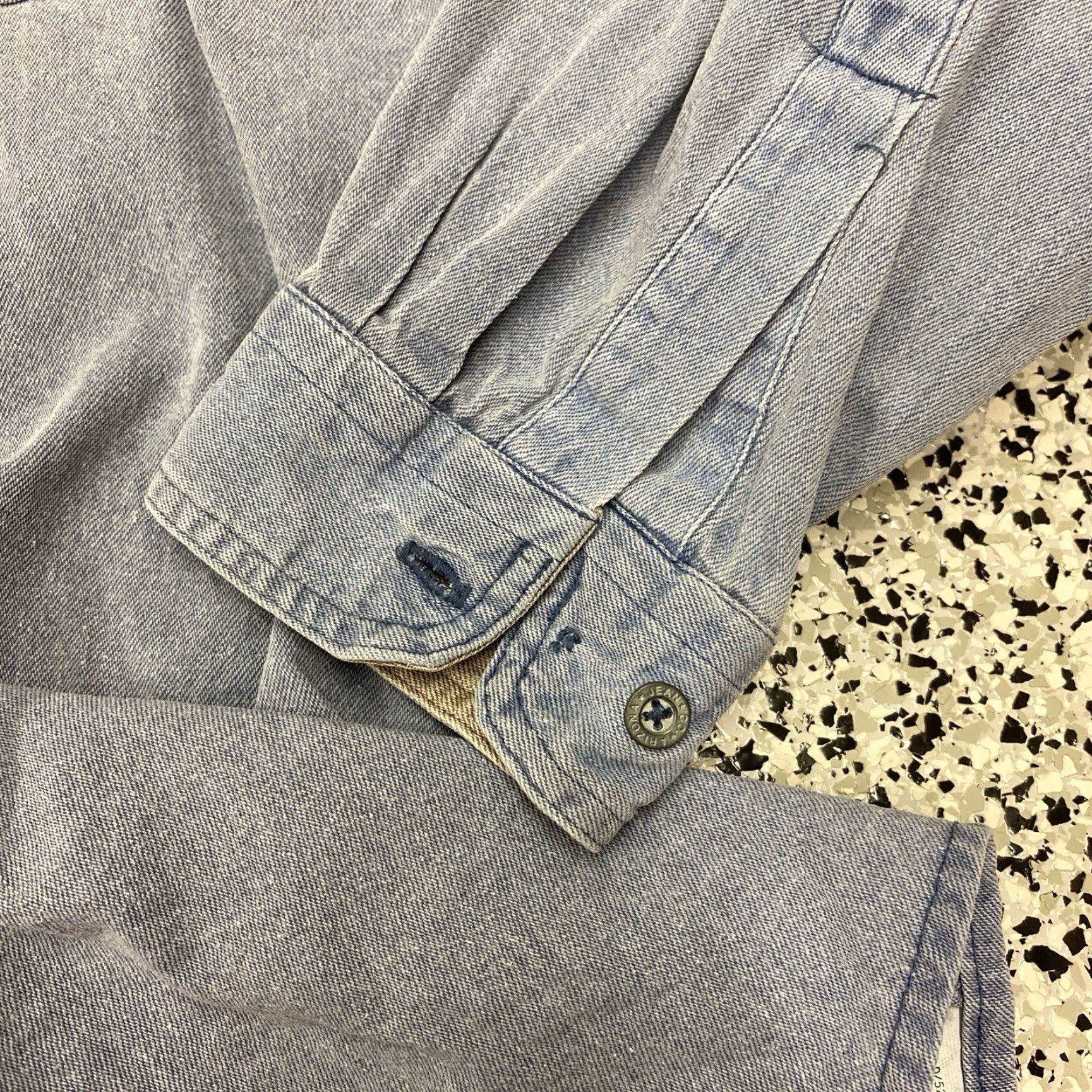Vintage VINTAGE Arizona Jean Co Button-Up Denim Shirt Mens XL Long Sleeve Blue Western Shirt Regular Fit Shirt Men Size US XL / EU 56 / 4 - 6 Thumbnail