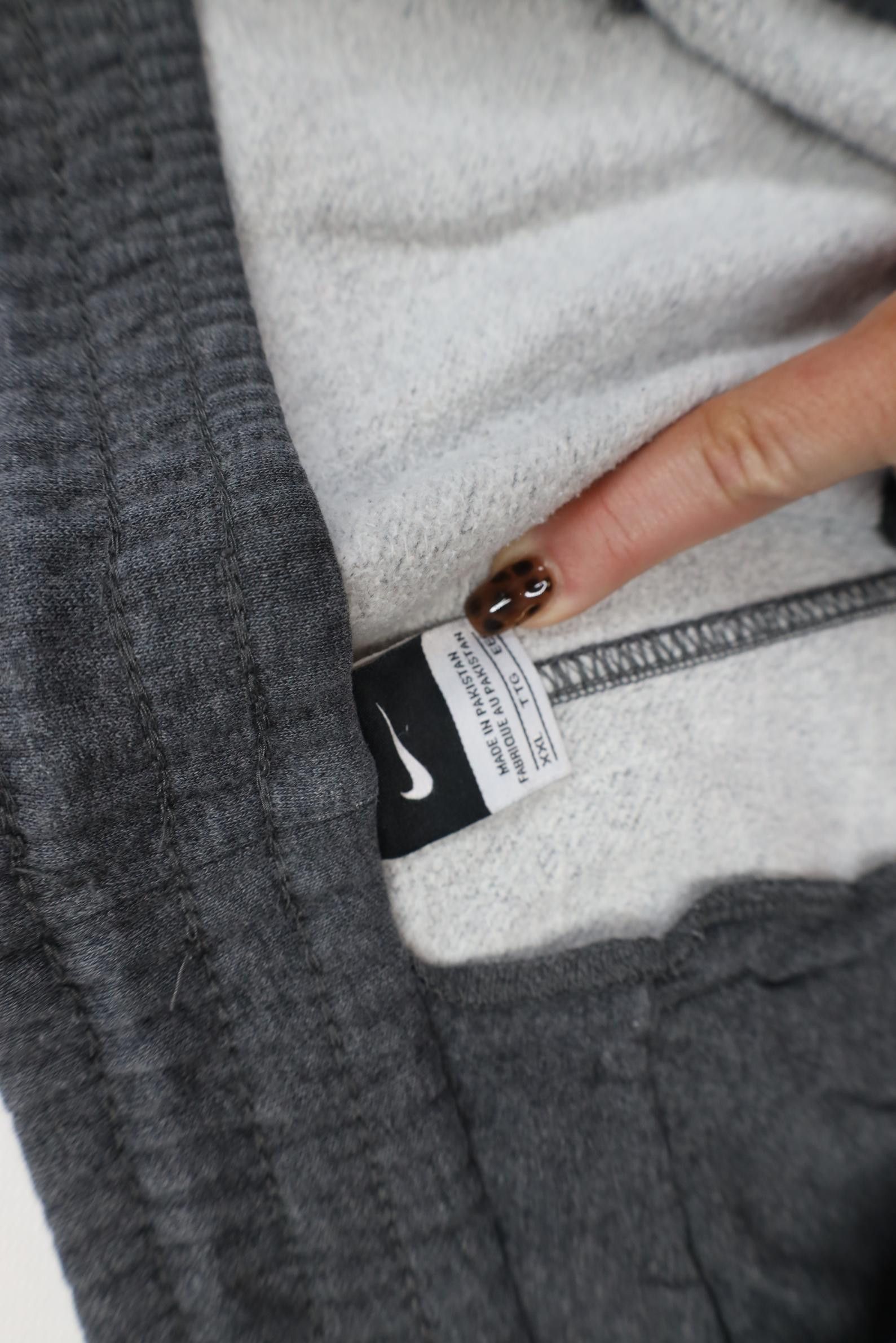 Nike Vintage Y2K Nike Scott Mini Swoosh Wide Leg Sweatpants Size US 40 / EU 56 - 10 Thumbnail