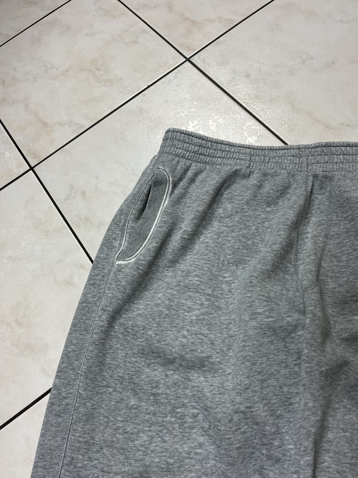 Jordan Brand × Nike × Vintage Vintage Jordan nike y2k baggy sweatpants knee logo retro Size US 36 / EU 52 - 7 Thumbnail