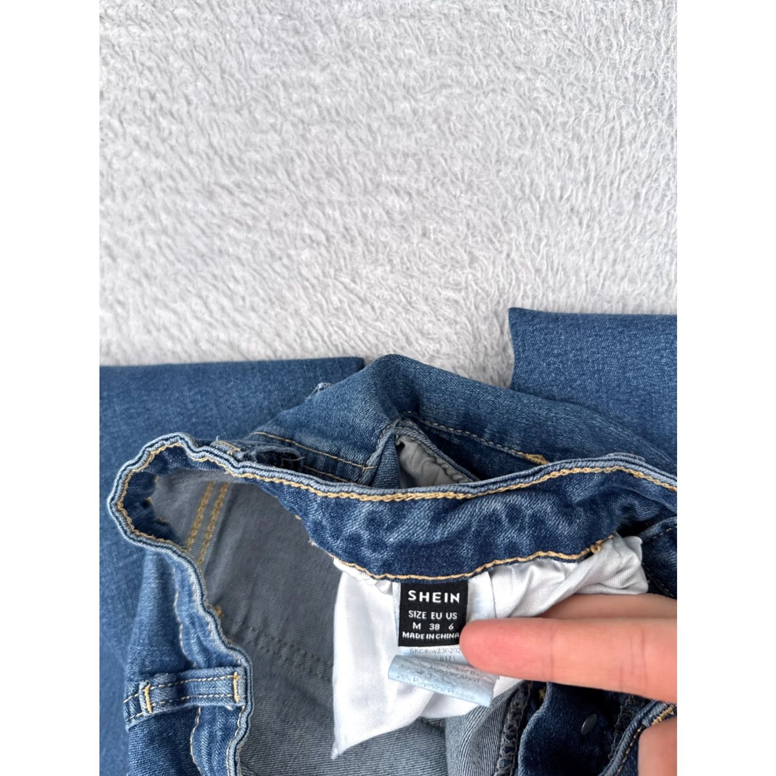 Shein Vintage Shein Women's Jeans Bootcut Size 2 Regular Mid Rise Dark Blue Denim Cotton Blend Size 26" / US 2 / IT 38 - 6 Thumbnail