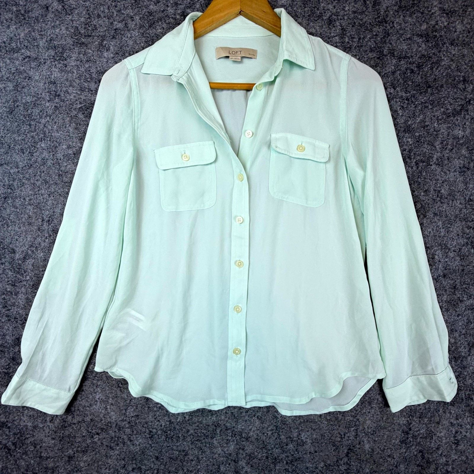 Loft Ann Taylor LOFT Shirt Womens XS P Green Office Siren Chic Size XS / US 0-2 / IT 36-38 - 1 Thumbnail