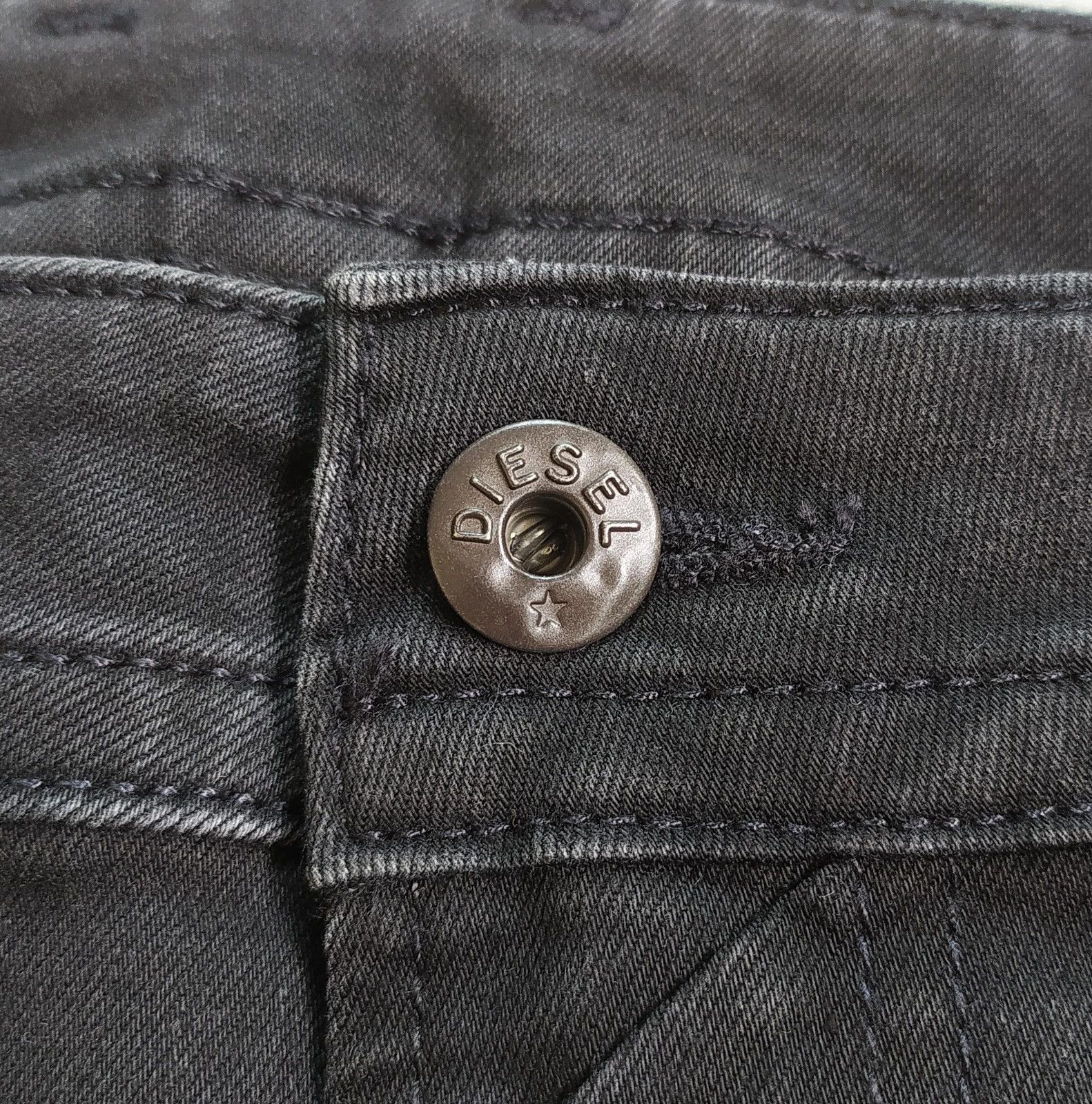 Diesel THOMMER-C L.32 MENS JEANS T/9601