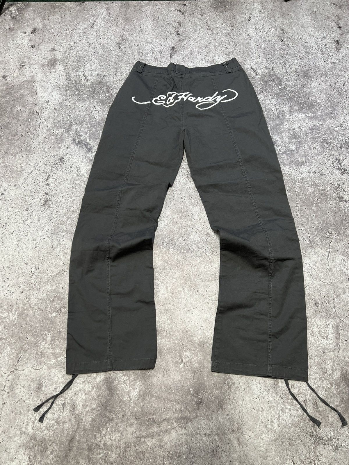 Ed Hardy Ed Hardy cargo pants big logo multi pocket casual HYPE Y2K Size US 30 / EU 46 - 3 Thumbnail