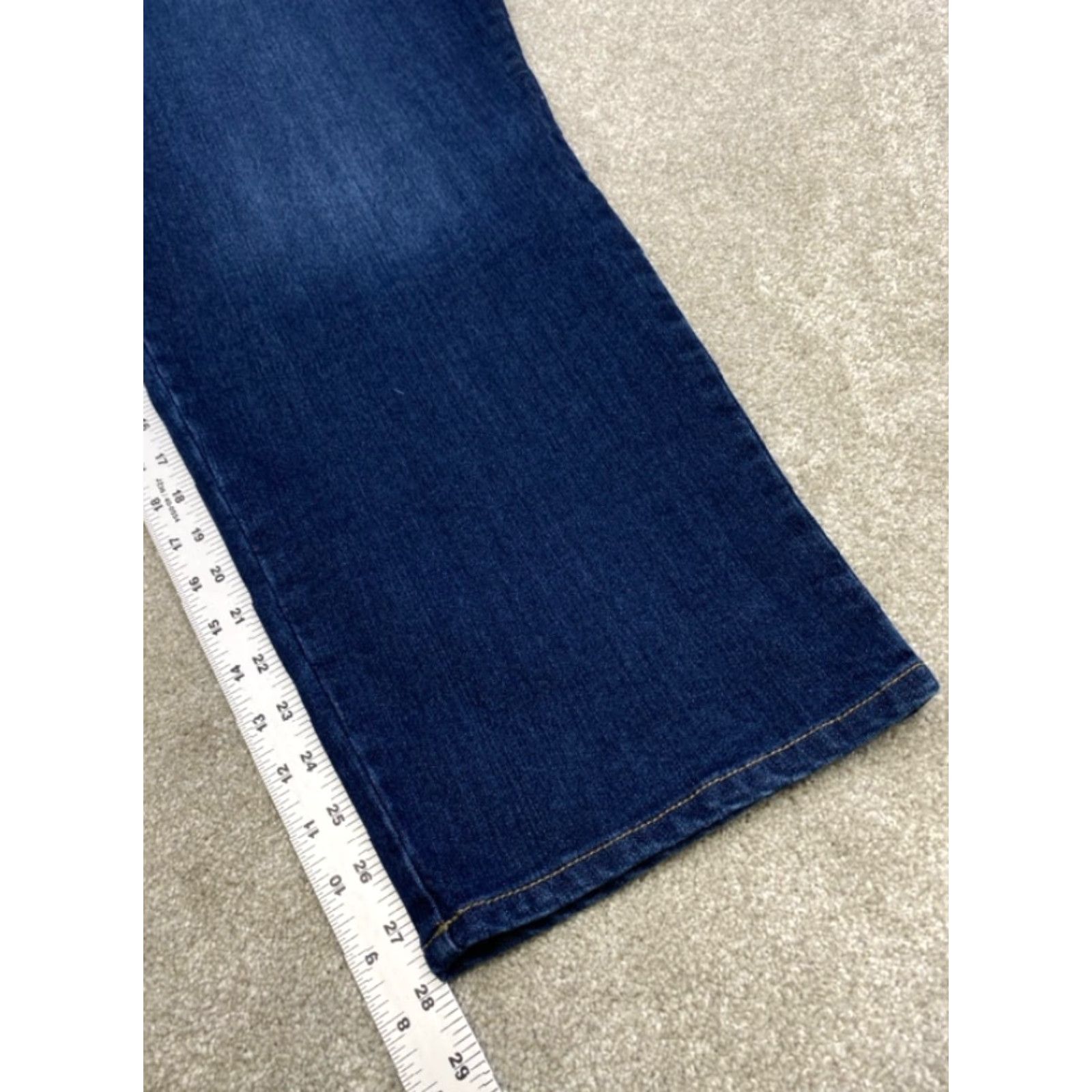 Gloria Vanderbilt Gloria Vanderbilt Jeans Main Selling Point Jeans Womens 24W NWT Amanda Blue Denim Stretch 5-Pocket Regular 44" Waist 28" Inseam Womens Size 42" / US 20 - 7 Thumbnail