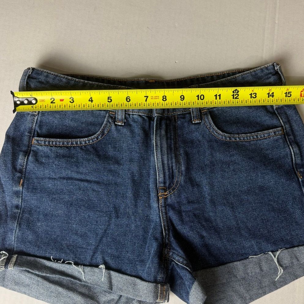 Other Stylish Women's Shorts Size 6 - Pre-Owned & Excellent Size 28" / US 6 / IT 42 - 4 Thumbnail