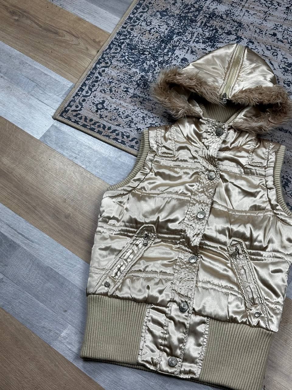 Japanese Brand Japanese Style Puffer Fur Vest Y2K Indie Sleaze Size M / US 6-8 / IT 42-44 - 3 Thumbnail