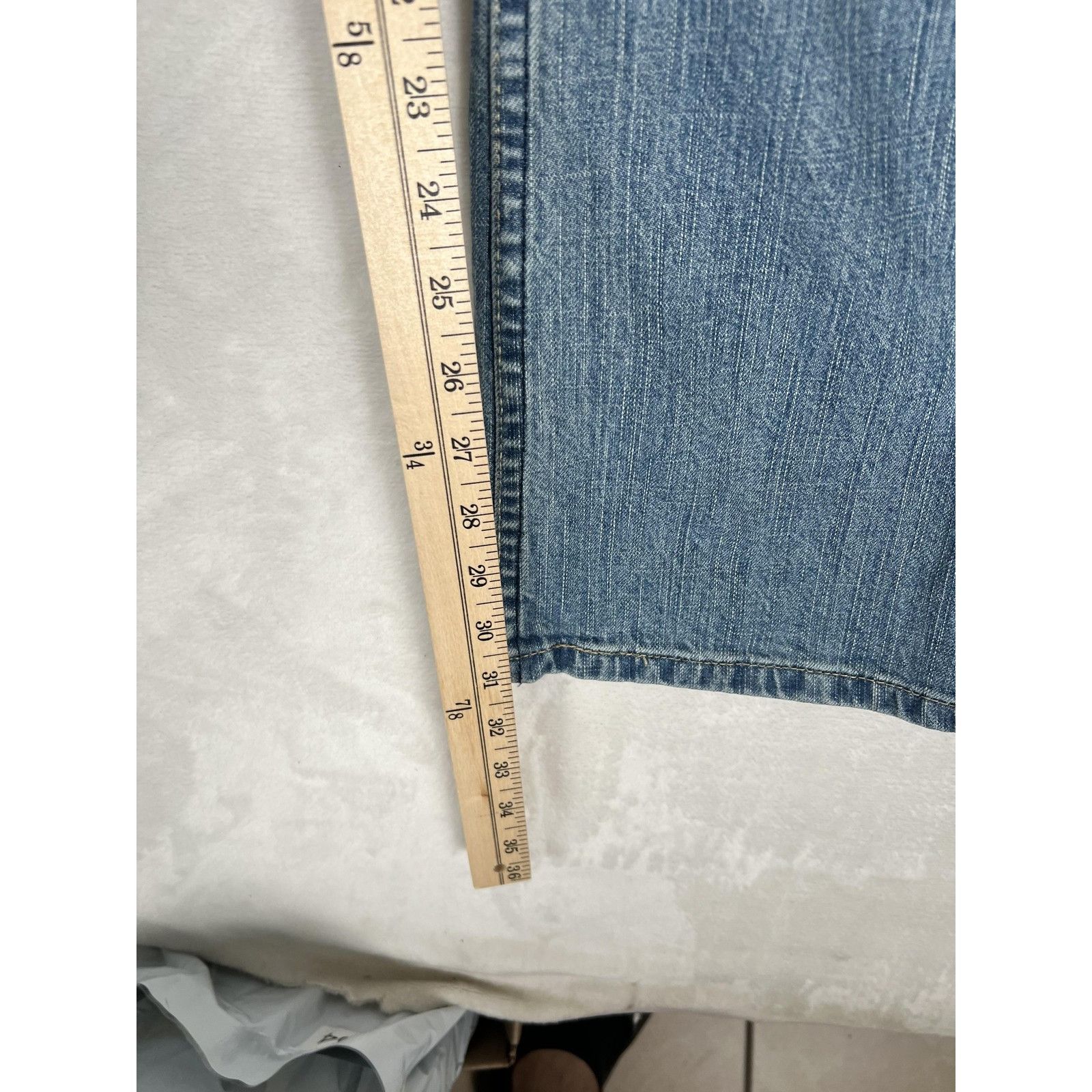 Levi's Levi Strauss Signature Jeans Women's 32x30 Low Slim Bootcut Size 32" / US 10 / IT 46 - 3 Thumbnail