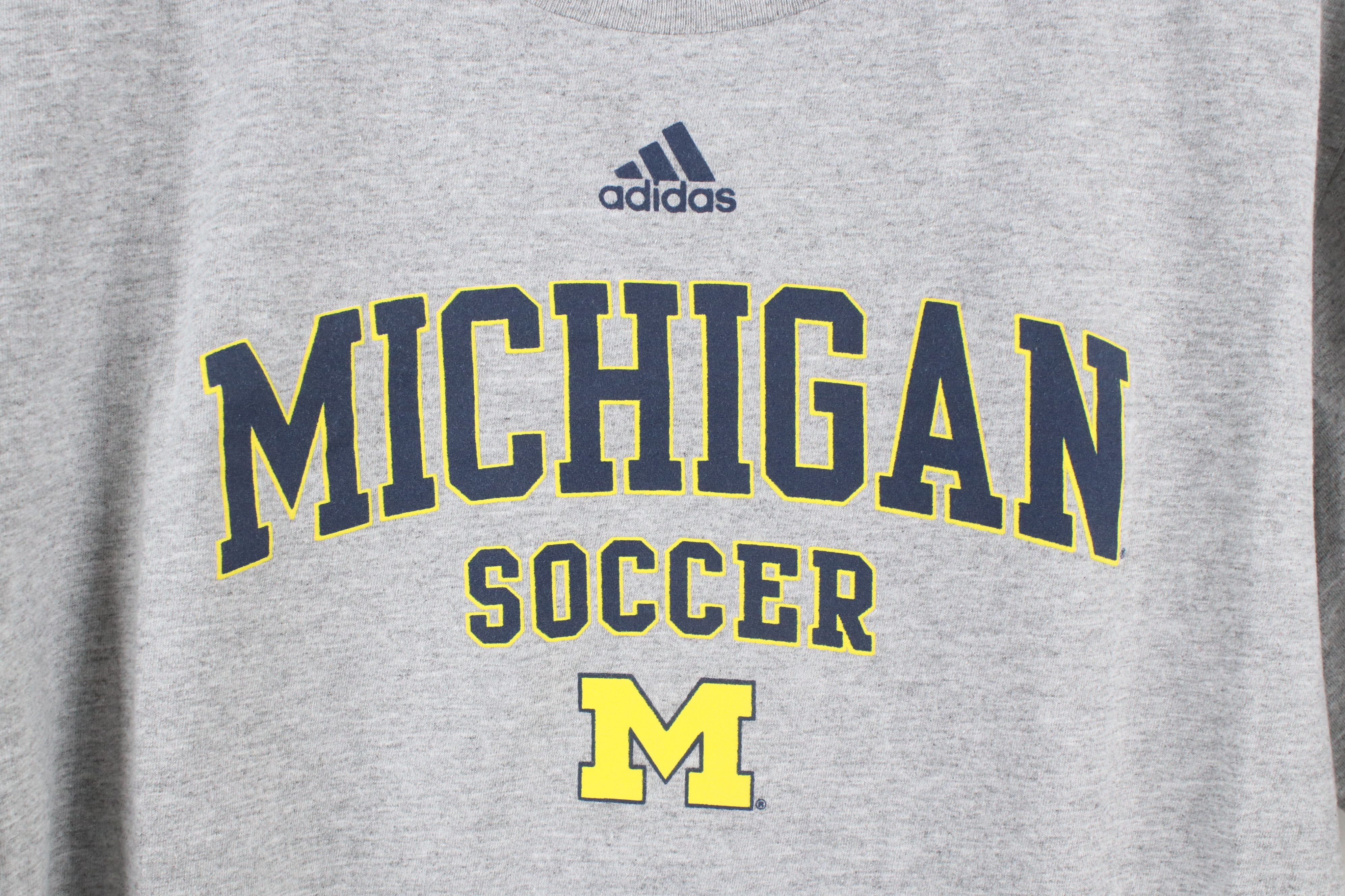 Adidas × Vintage Adidas Issued University of Michigan Soccer T-Shirt Gray Size US L / EU 52-54 / 3 - 4 Thumbnail