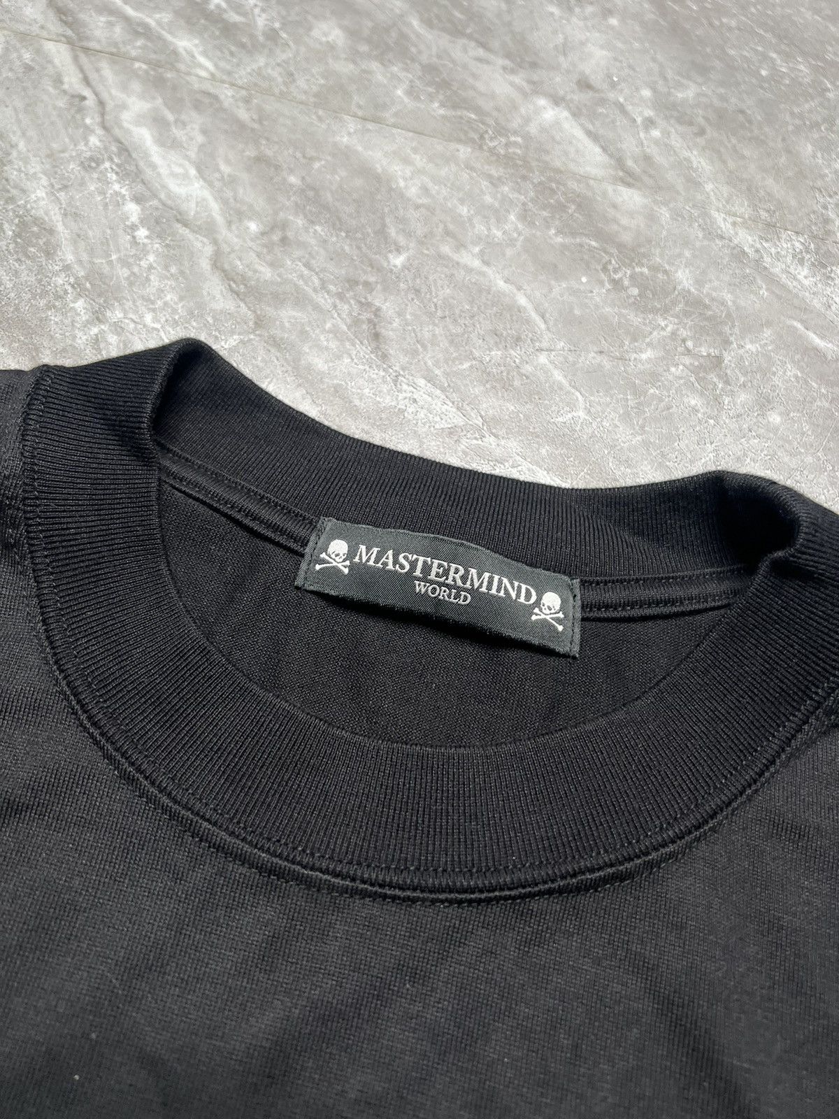 Mastermind Japan 2021 Mastermind World Crewneck Pixelated Logo & Skull Tee Size US S / EU 44-46 / 1 - 10 Thumbnail