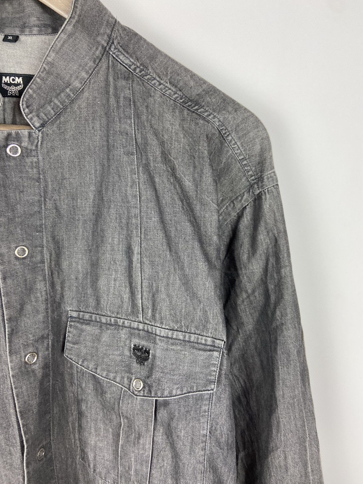 Designer × MCM Vintage MCM Faded Gray Mens Luxury Button Shirt Logo Size US XL / EU 56 / 4 - 4 Thumbnail