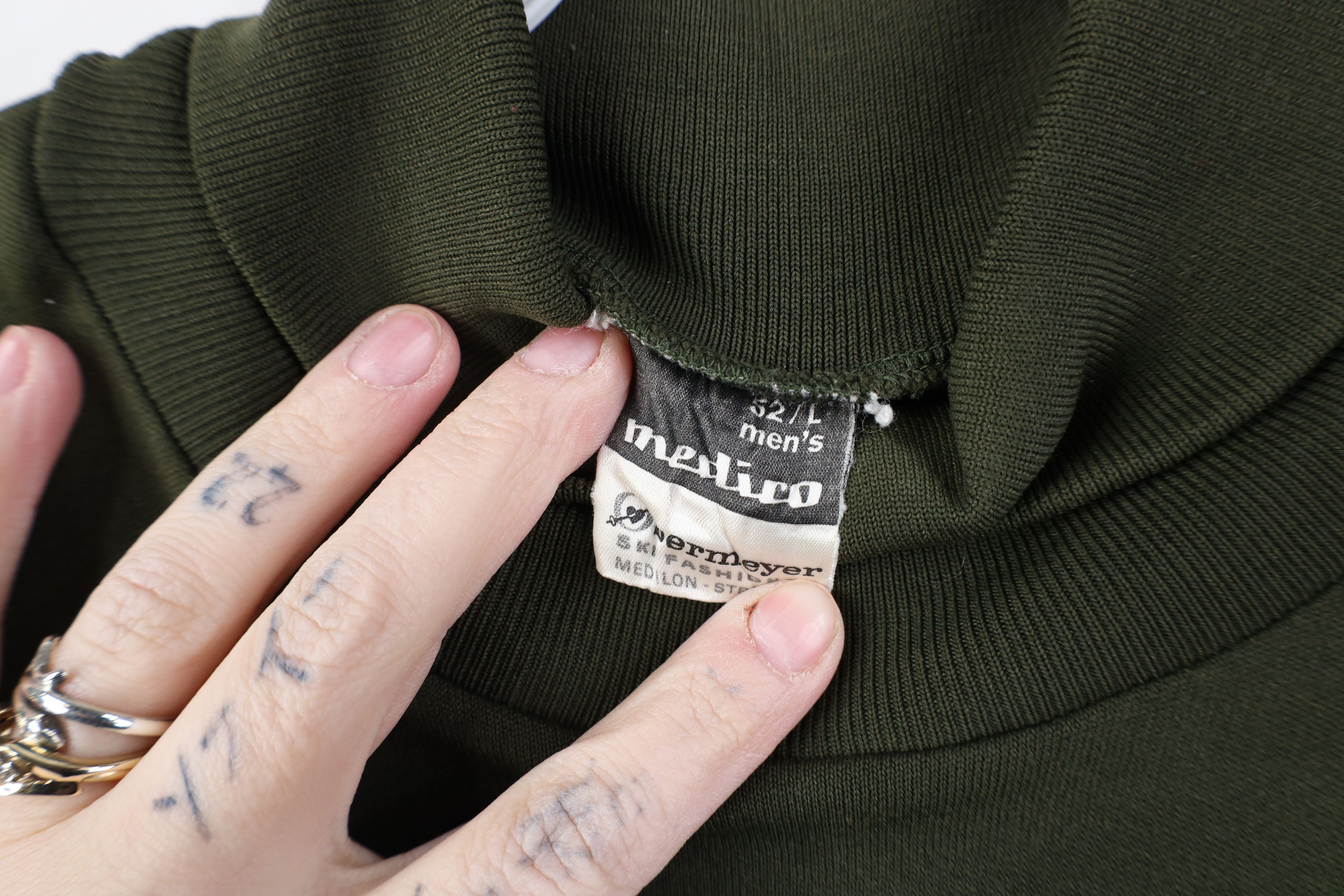 Vintage Vintage 60s Ban Lon Obermeyer Turtleneck Shirt Olive Green Size US L / EU 52-54 / 3 - 6 Thumbnail