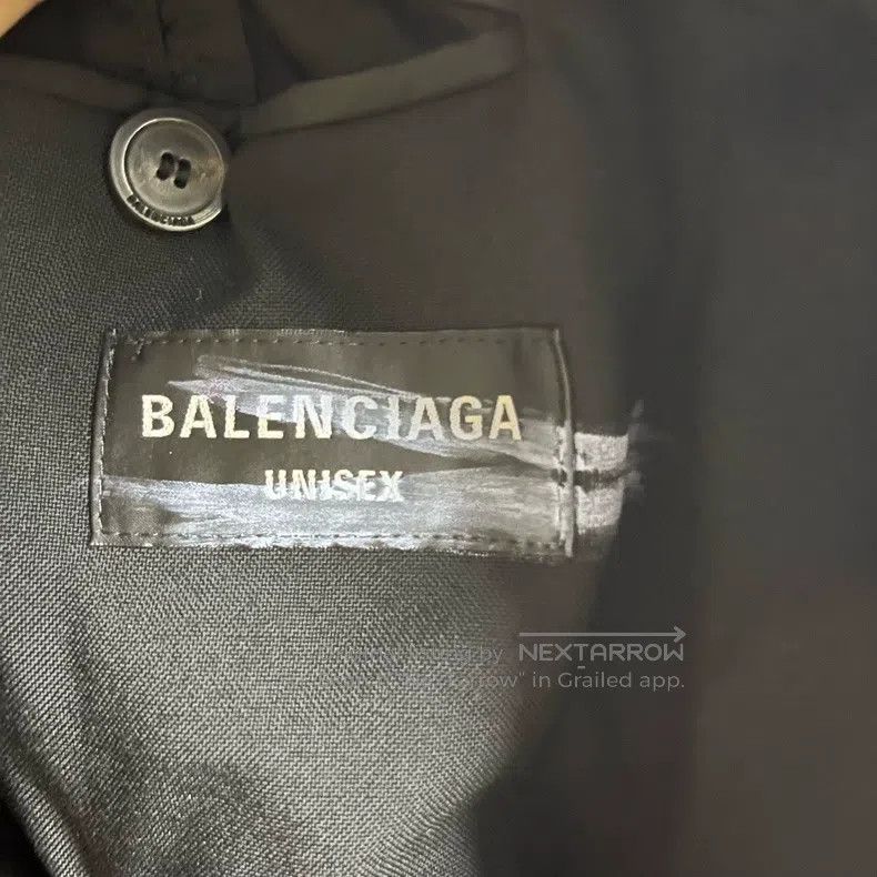Balenciaga Balenciaga Black graffiti print single row snap button sui Size US M / EU 48-50 / 2 - 3 Thumbnail