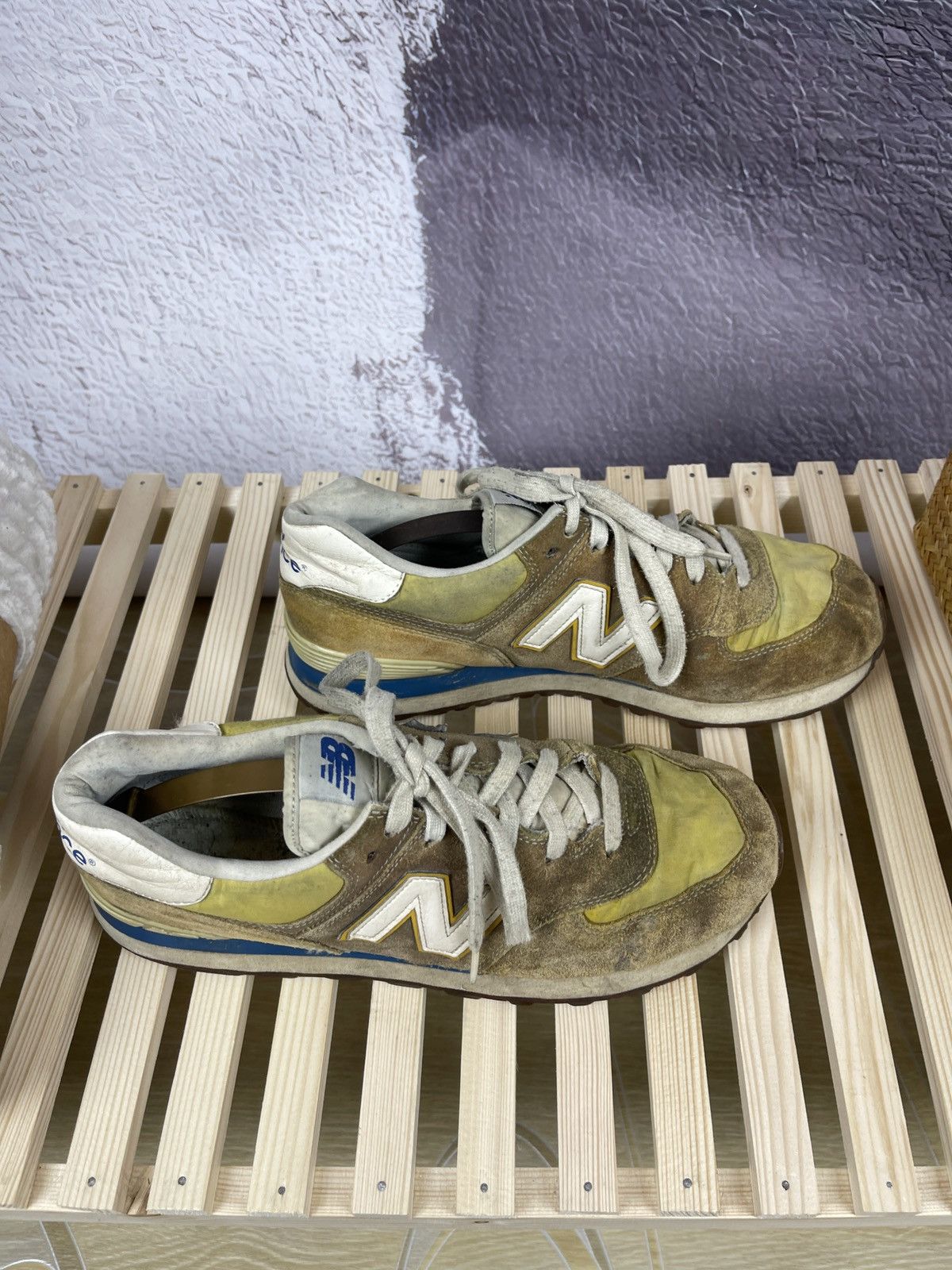 New Balance New balance vintage thrashed used worn distressed sneakers Size US 8.5 / EU 41-42 - 4 Thumbnail