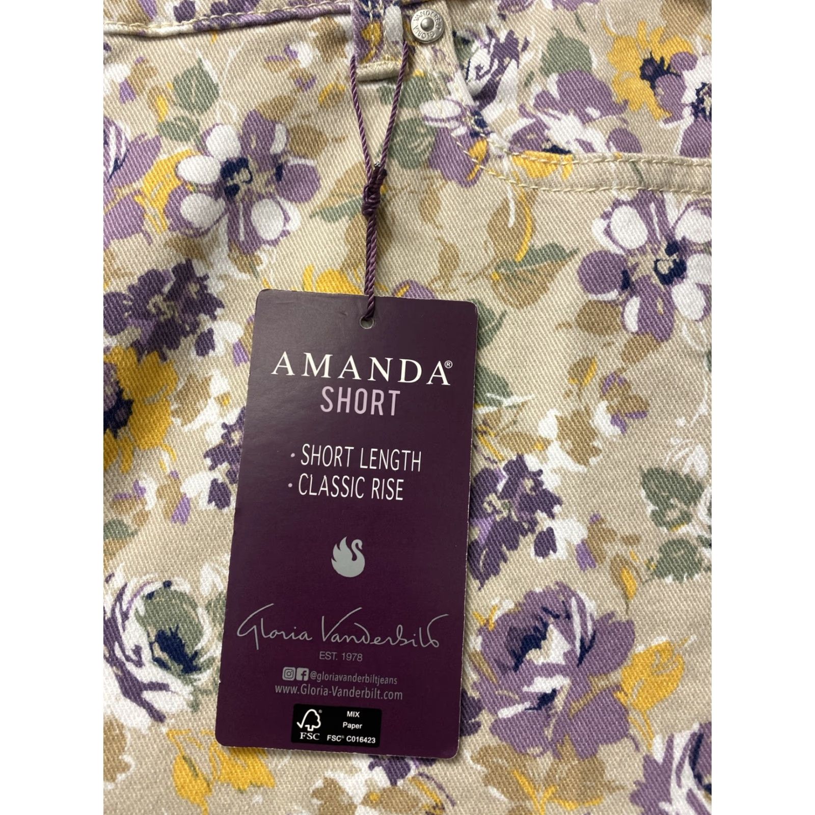 Gloria Vanderbilt Gloria Vanderbilt Shorts Women Casual Lavender Floral Size 18 Cotton Blend Size 40" / US 18 - 3 Thumbnail