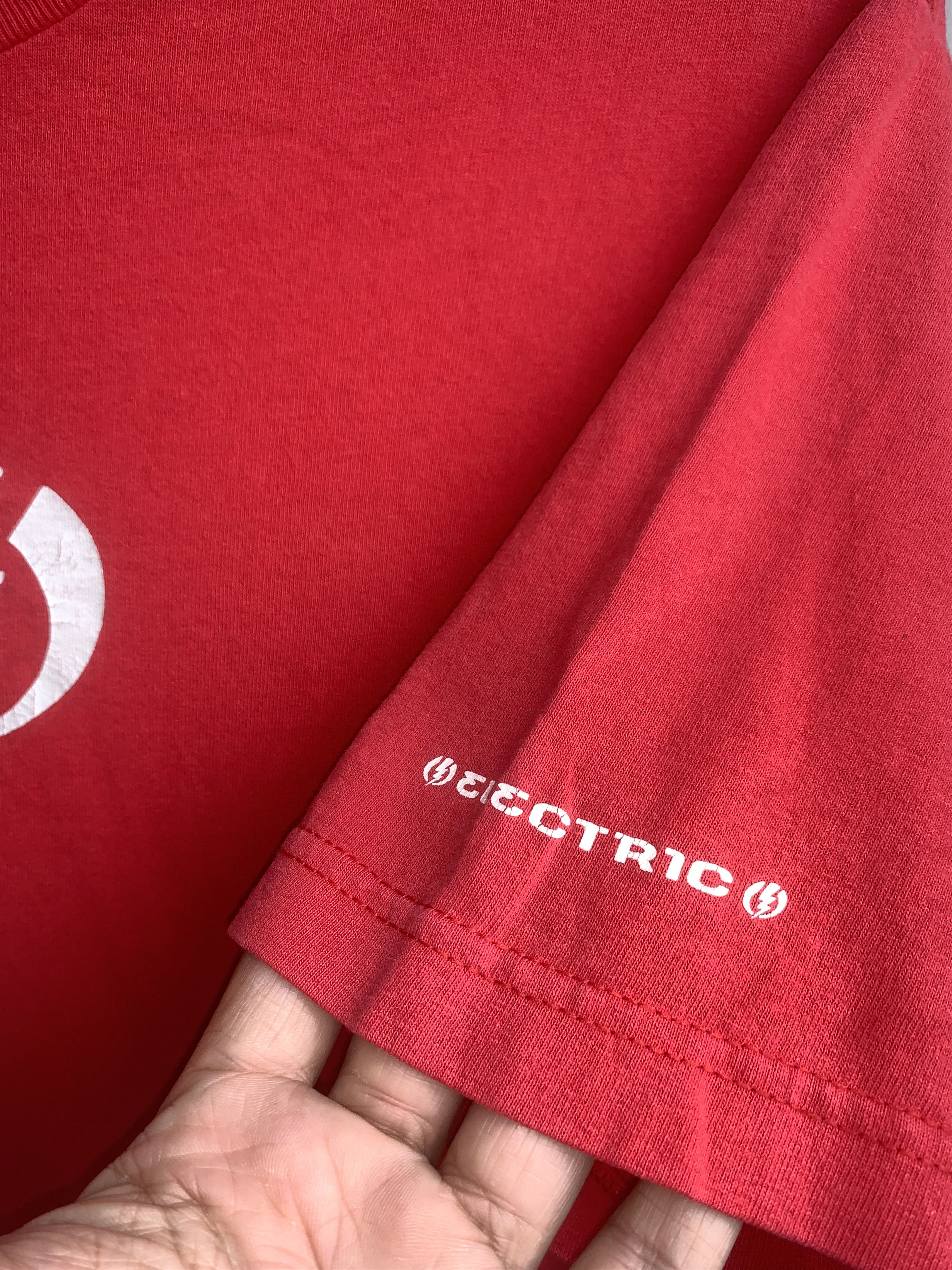 Vintage Electric Skateboarding Center Logo Vintage Shirt Size US M / EU 48-50 / 2 - 4 Thumbnail