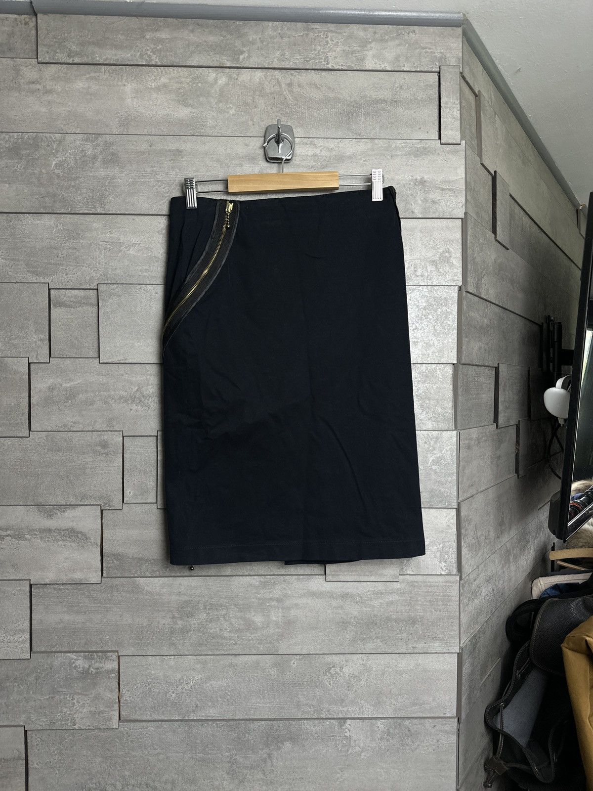 Alexander McQueen Alexander McQueen MCQ Midi Skird Avantgarde Archive Designer Size 28" / US 6 / IT 42 - 1 Thumbnail