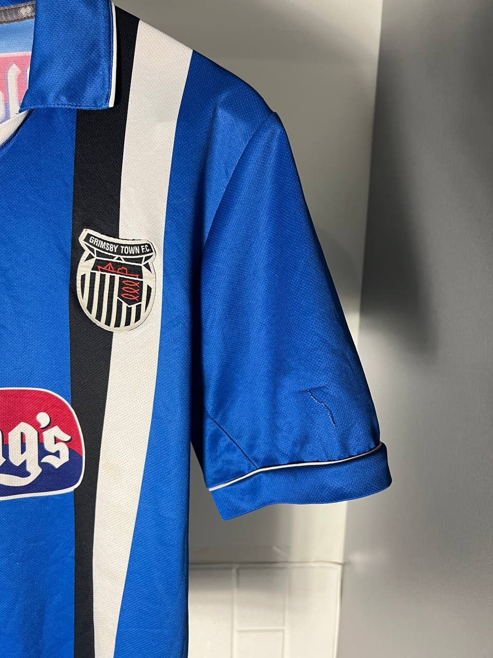 Vintage VERY RARE ERREA FC GRIMSBY TOWN ENGLAND RETRO SOCCER JERSEY Size US M / EU 48-50 / 2 - 8 Thumbnail